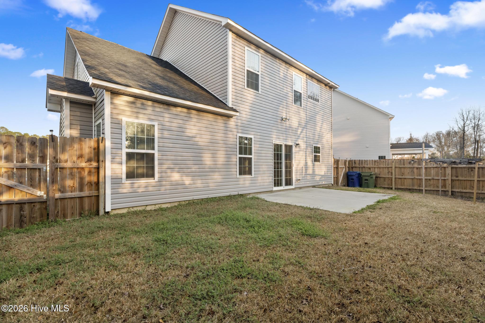 100560656 | Photo 31