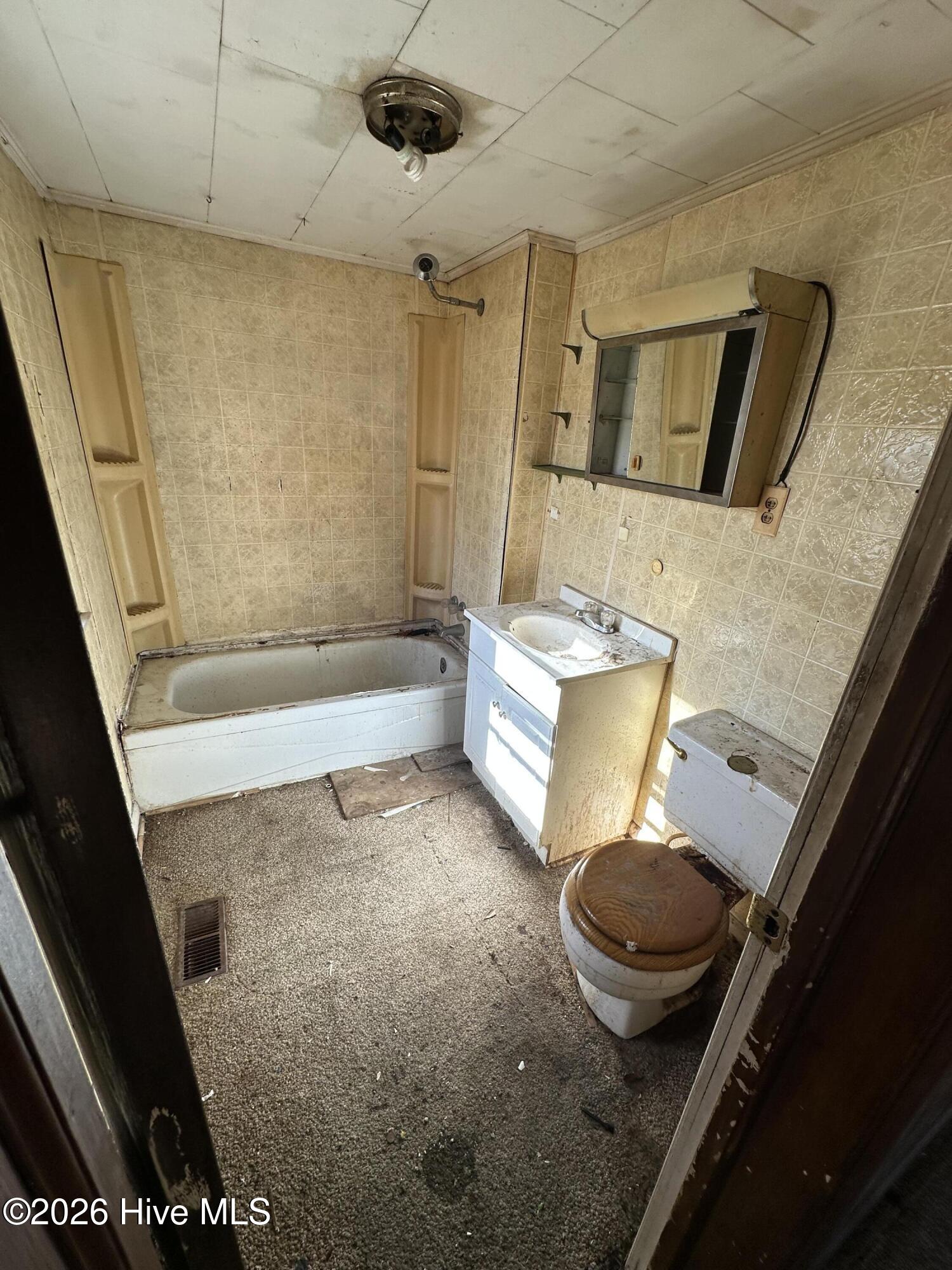 10281 Gibson Road, Laurel Hill, NC, 28351