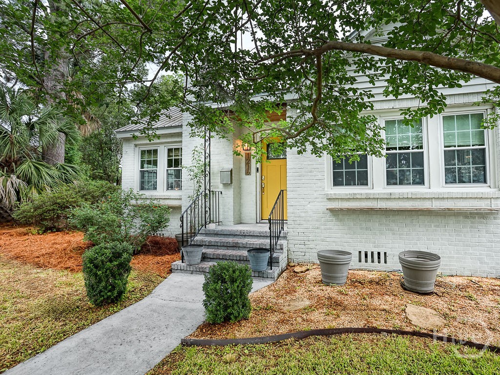 Homes for sale in Savannah, GA | 1216 E 40th St, Savannah, GA 31404 | MLS# SA354213