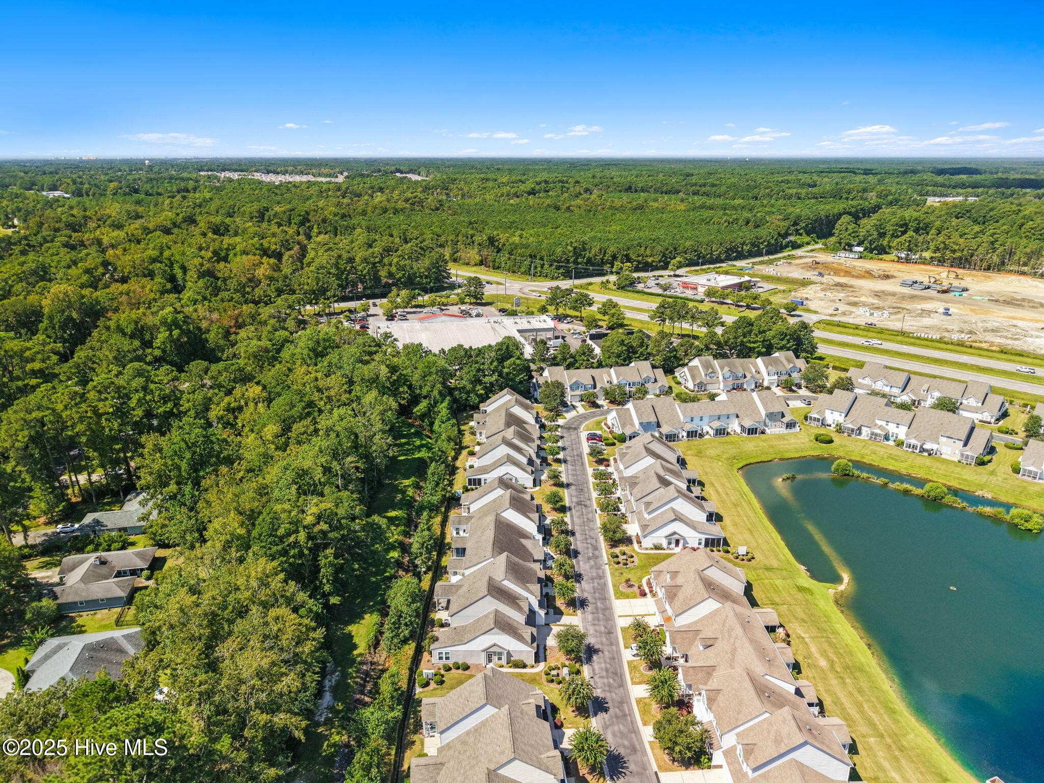 100529406 | Photo 62