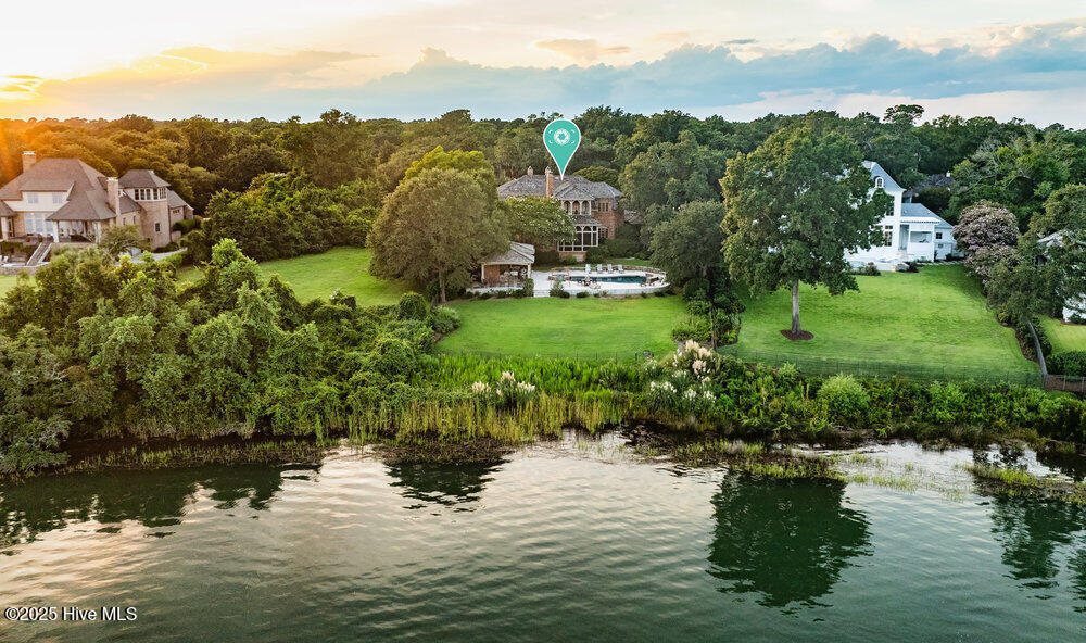 100544850 | Photo 85