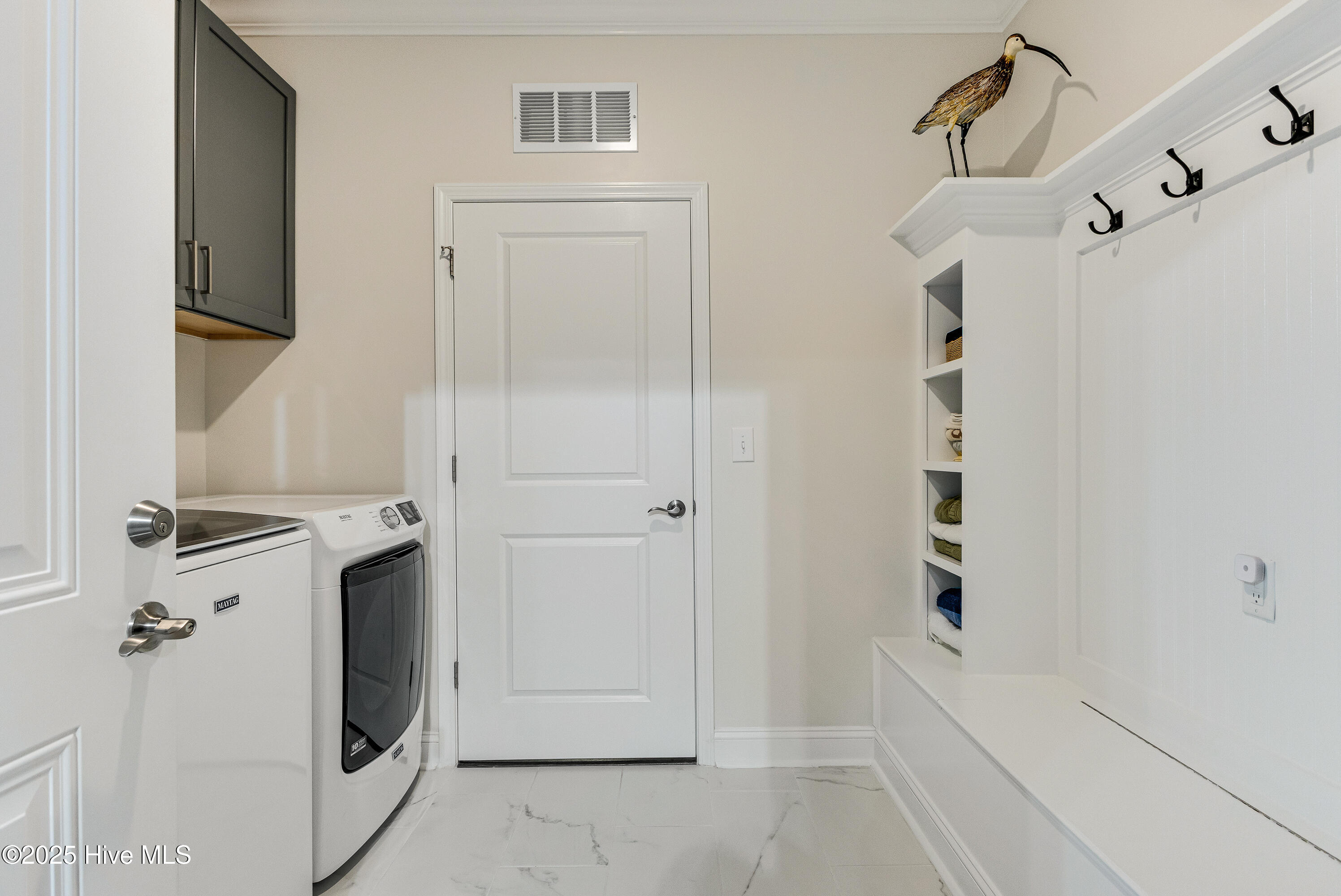 100544434 | Photo 30