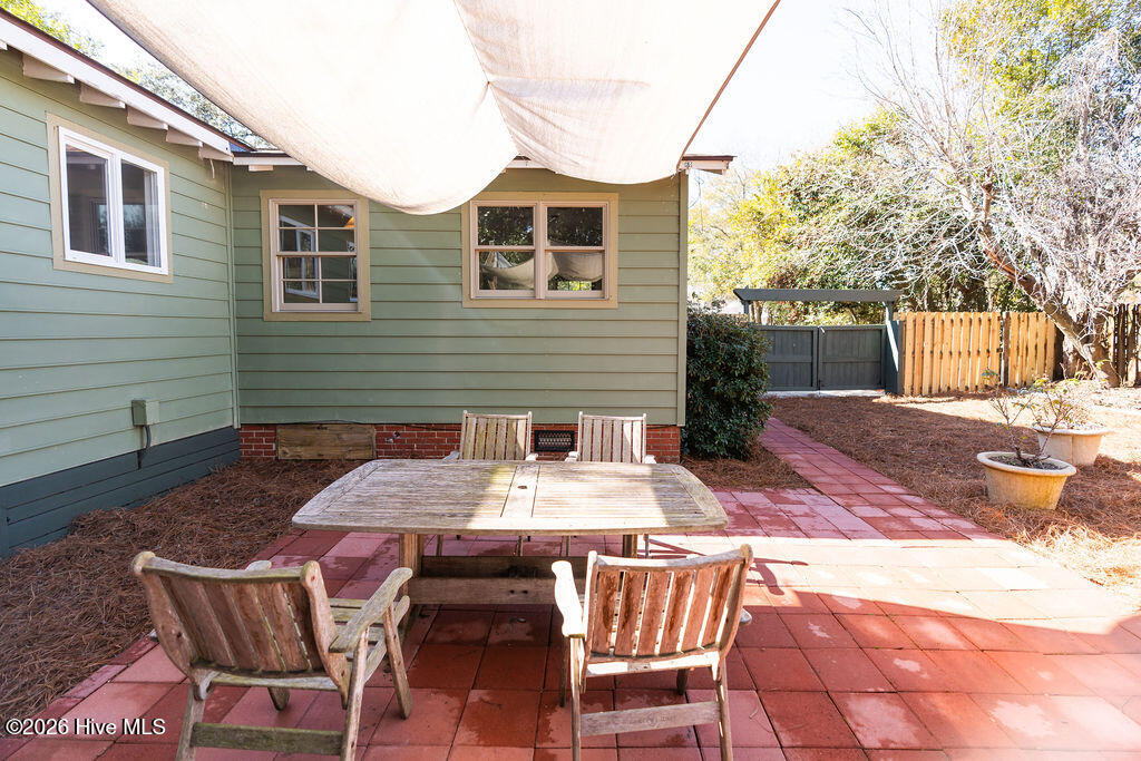 100554317 | Photo 38