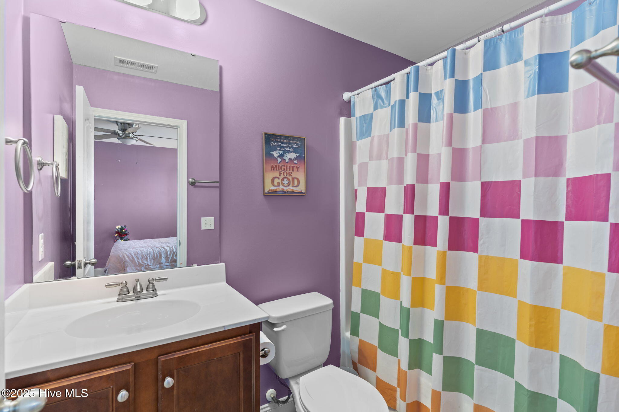 100542134 | Photo 35