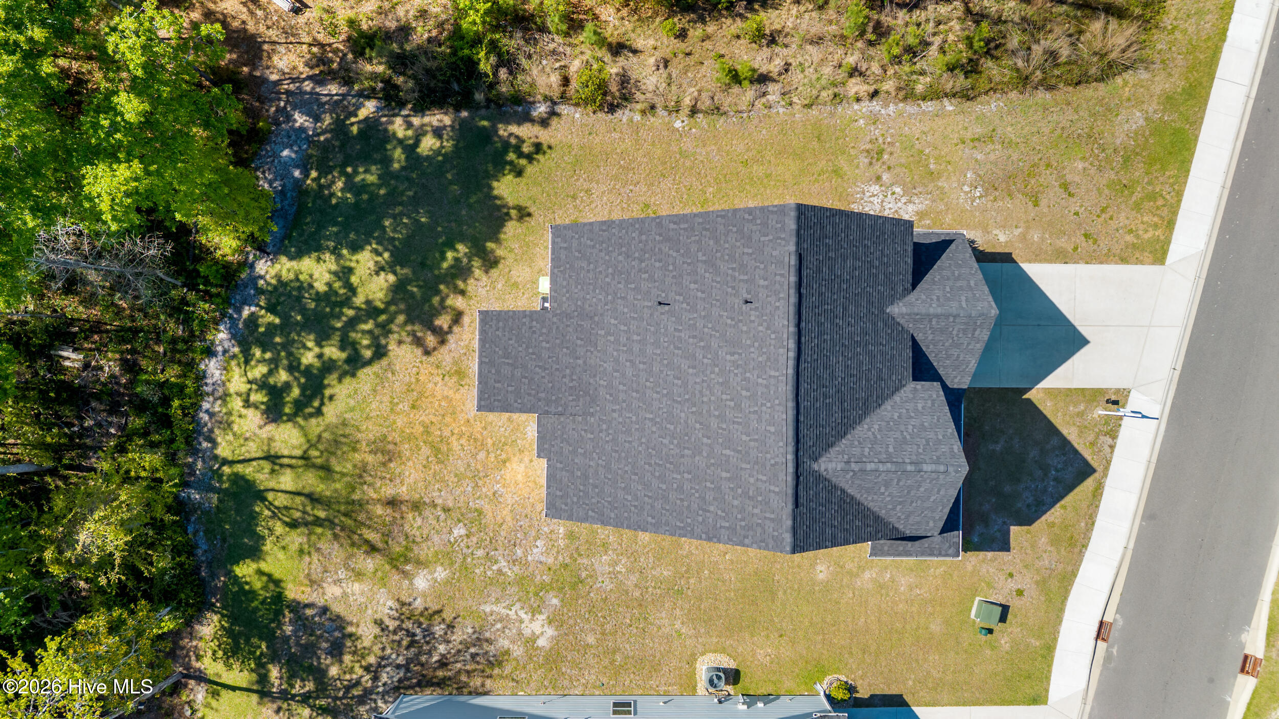 100535849 | Photo 25