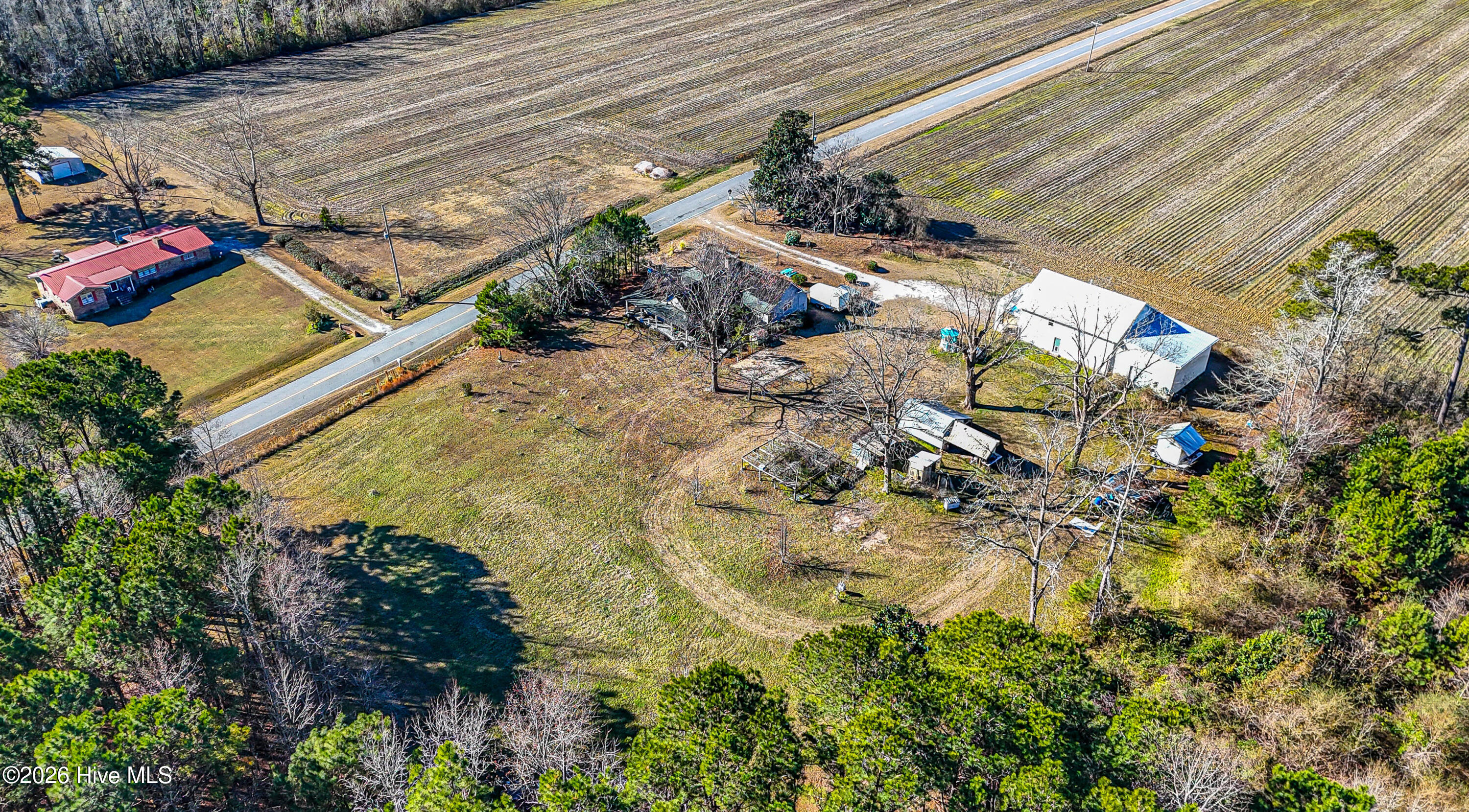 100549840 | Photo 41