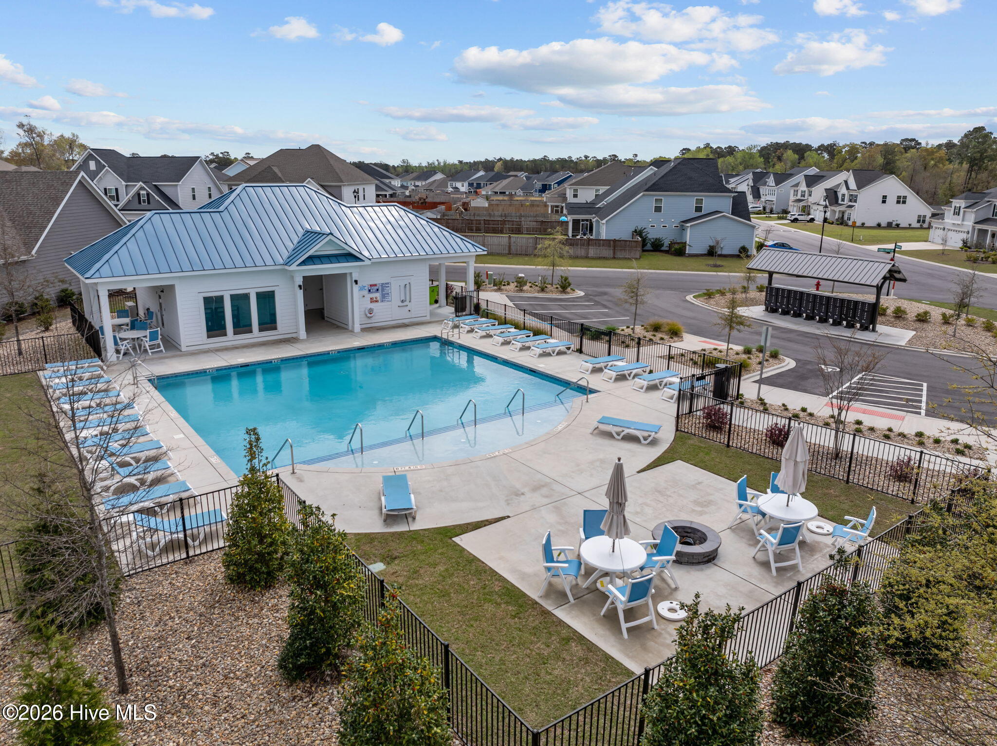 100562858 | Photo 57