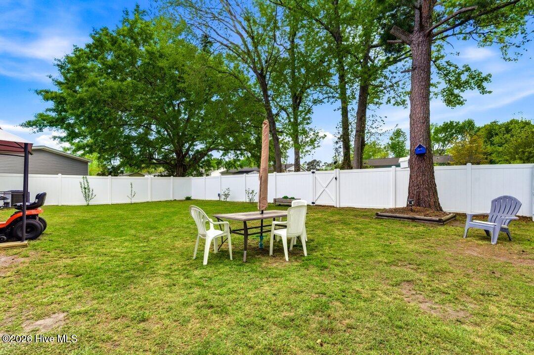 100566216 | Photo 27