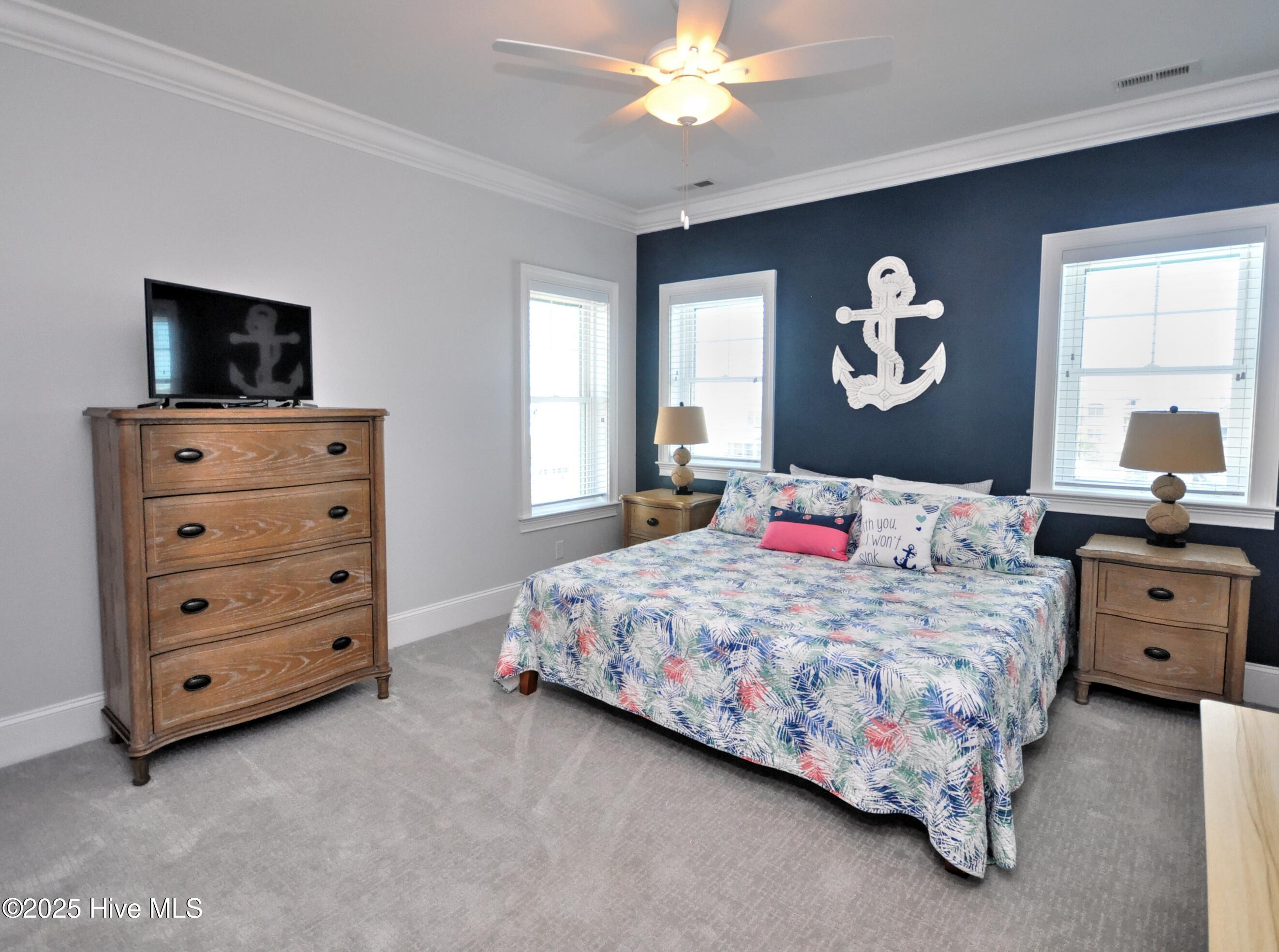 100533074 | Photo 60