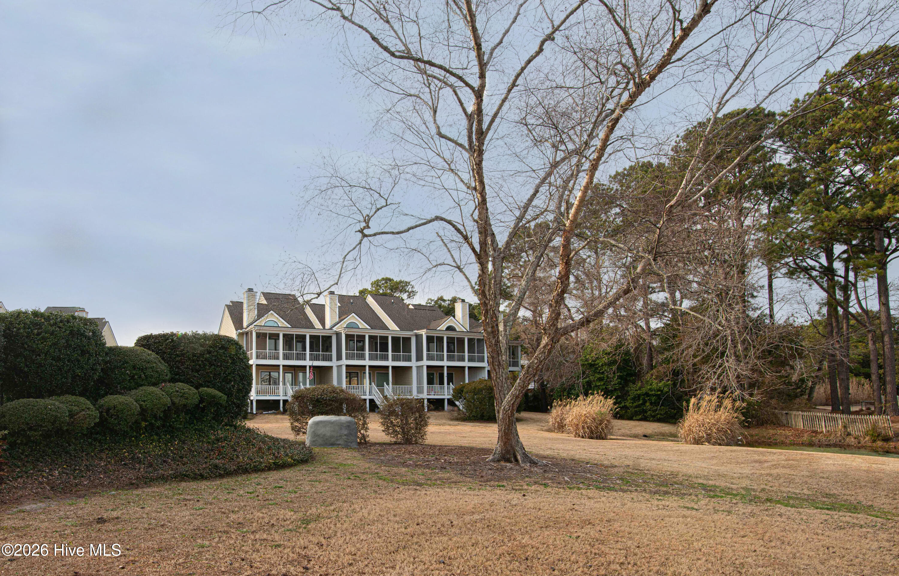 100555941 | Photo 50