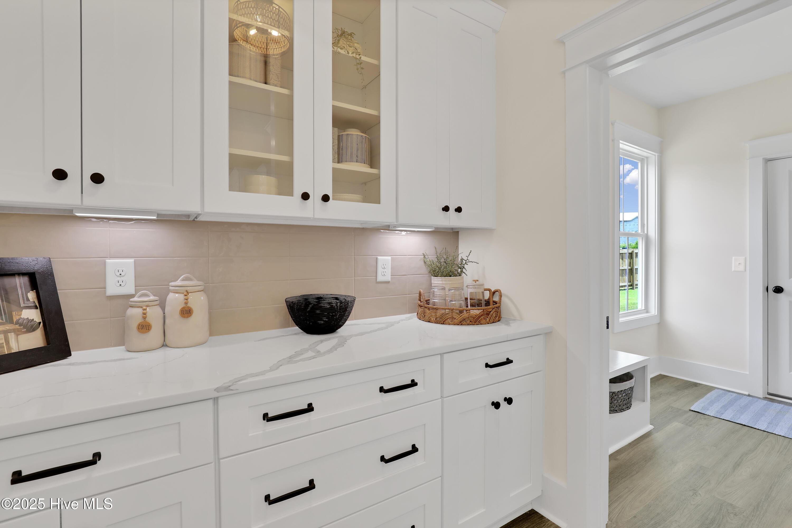 100525634 | Photo 15