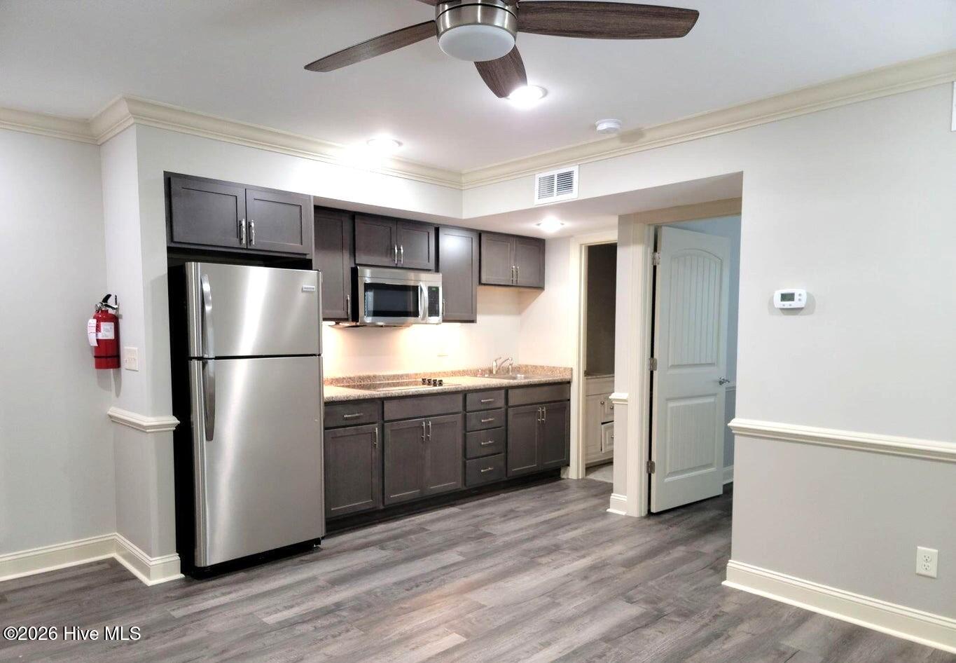 100558231 | Photo 10