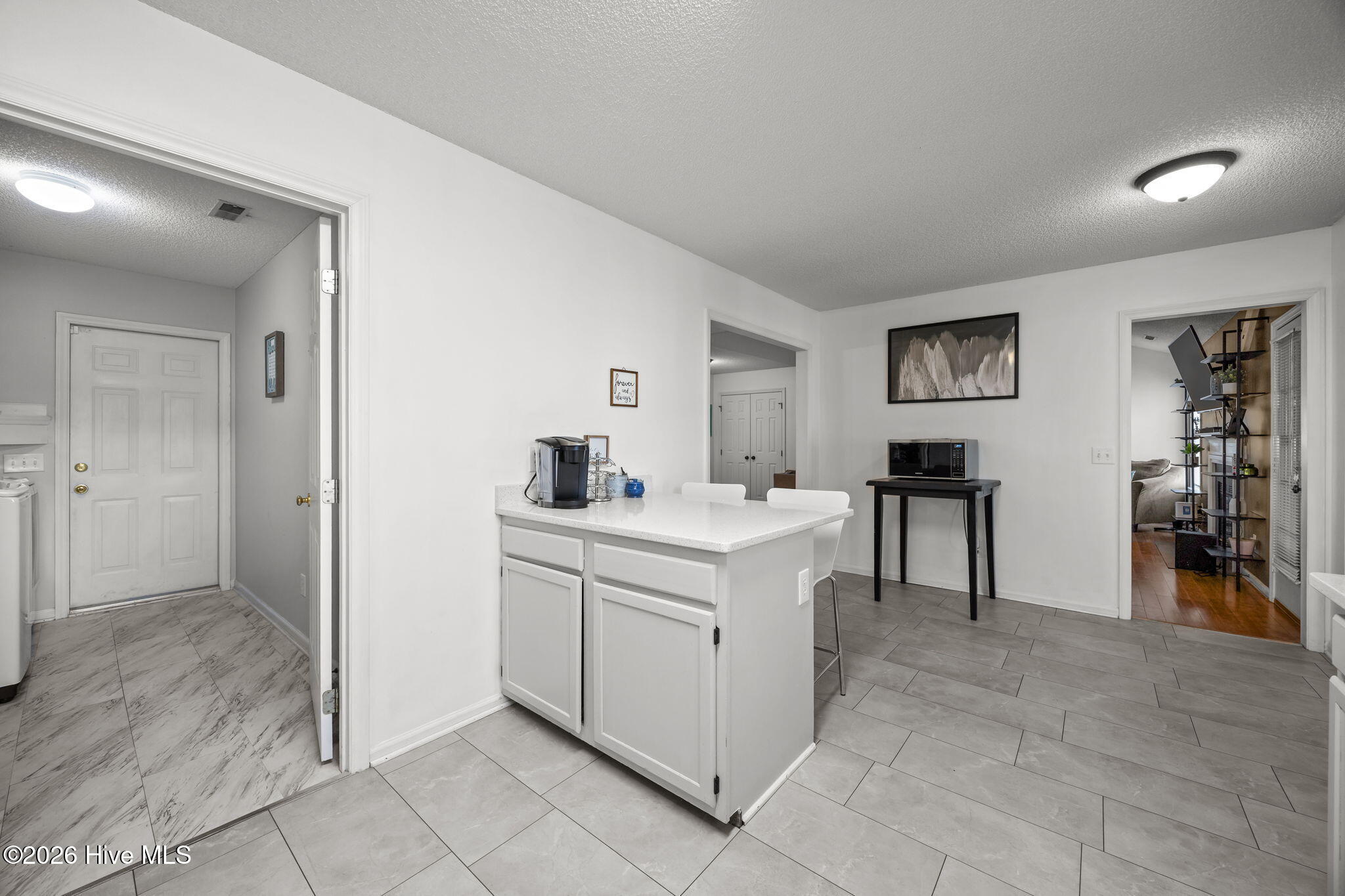 100551976 | Photo 16