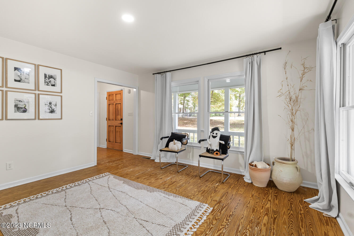 100544428 | Photo 15