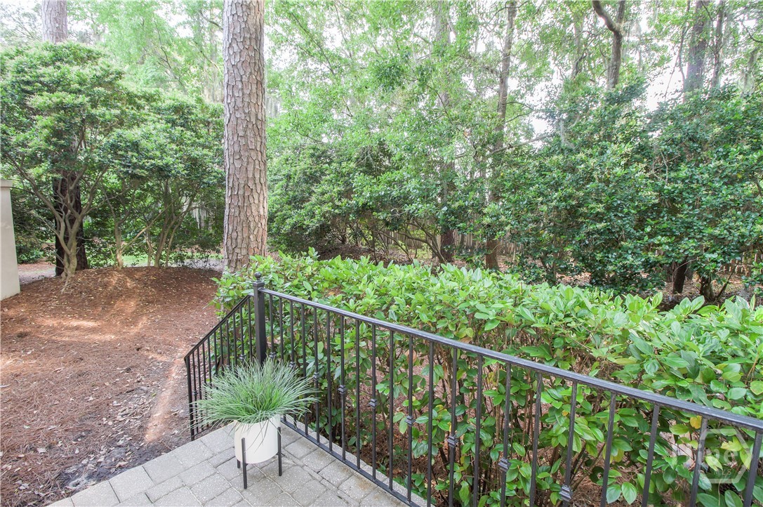 Private wooded backyard to enjoy all the beautiful wildlife!