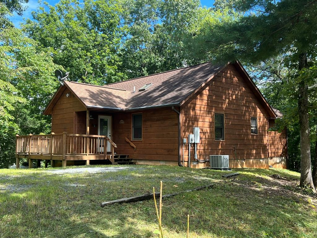 124 Bradford Drive, Marble, NC 28905 Listing Photo  3