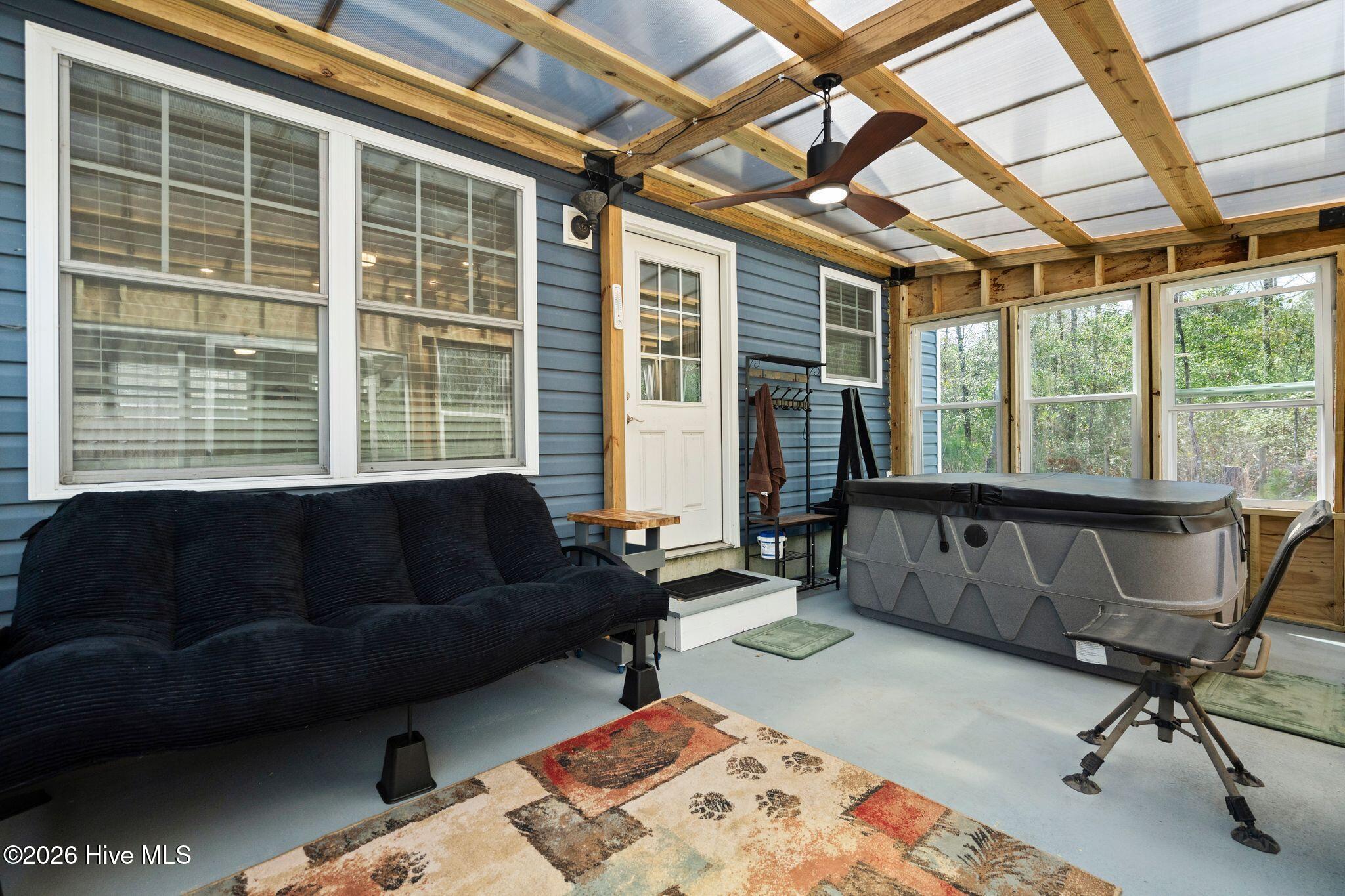 100559666 | Photo 82