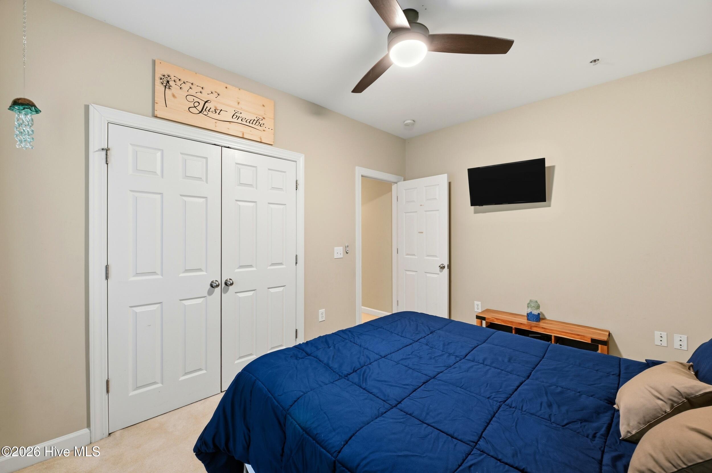 100553296 | Photo 22