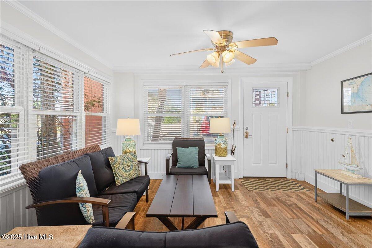 100538362 | Photo 27