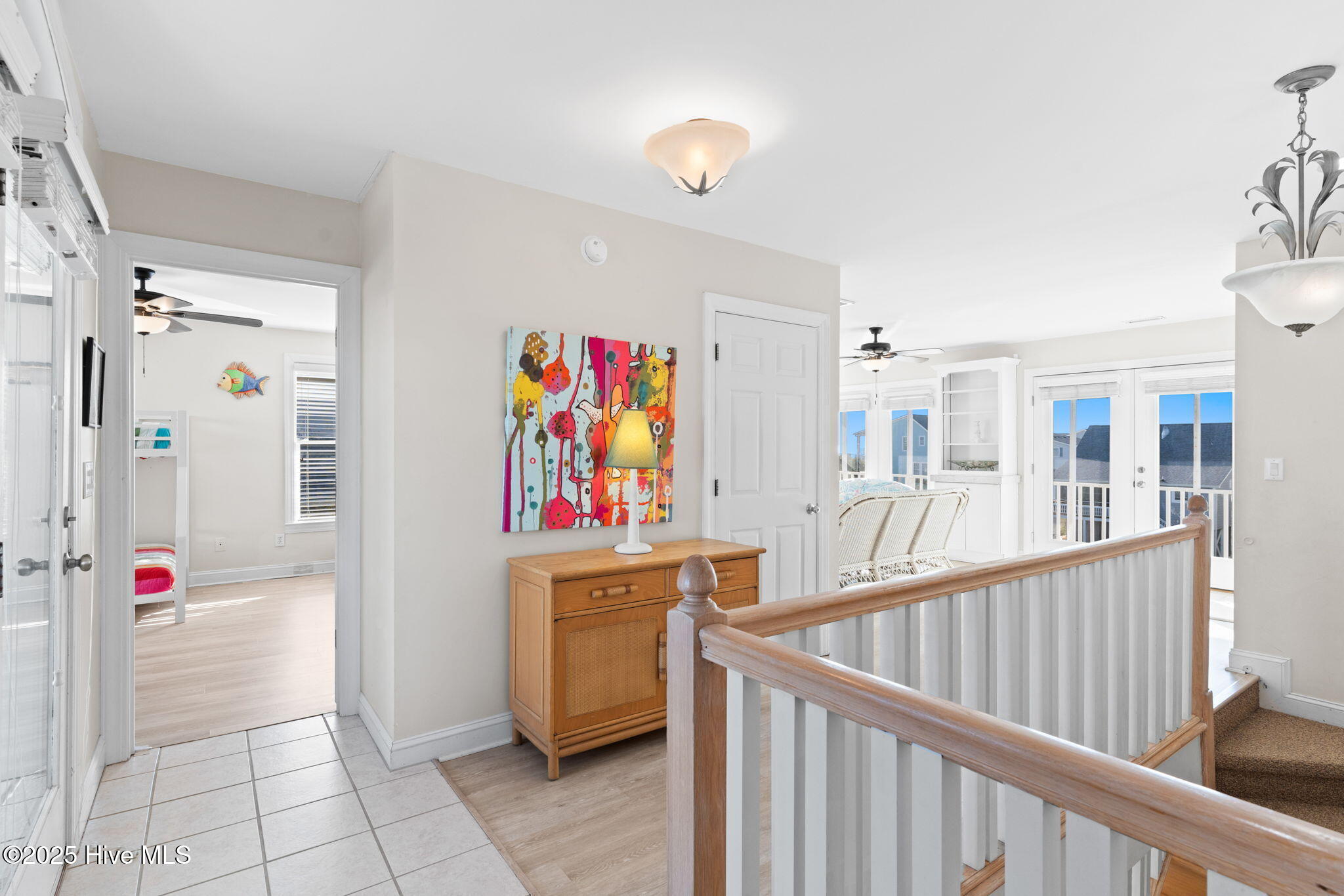 100541460 | Photo 38