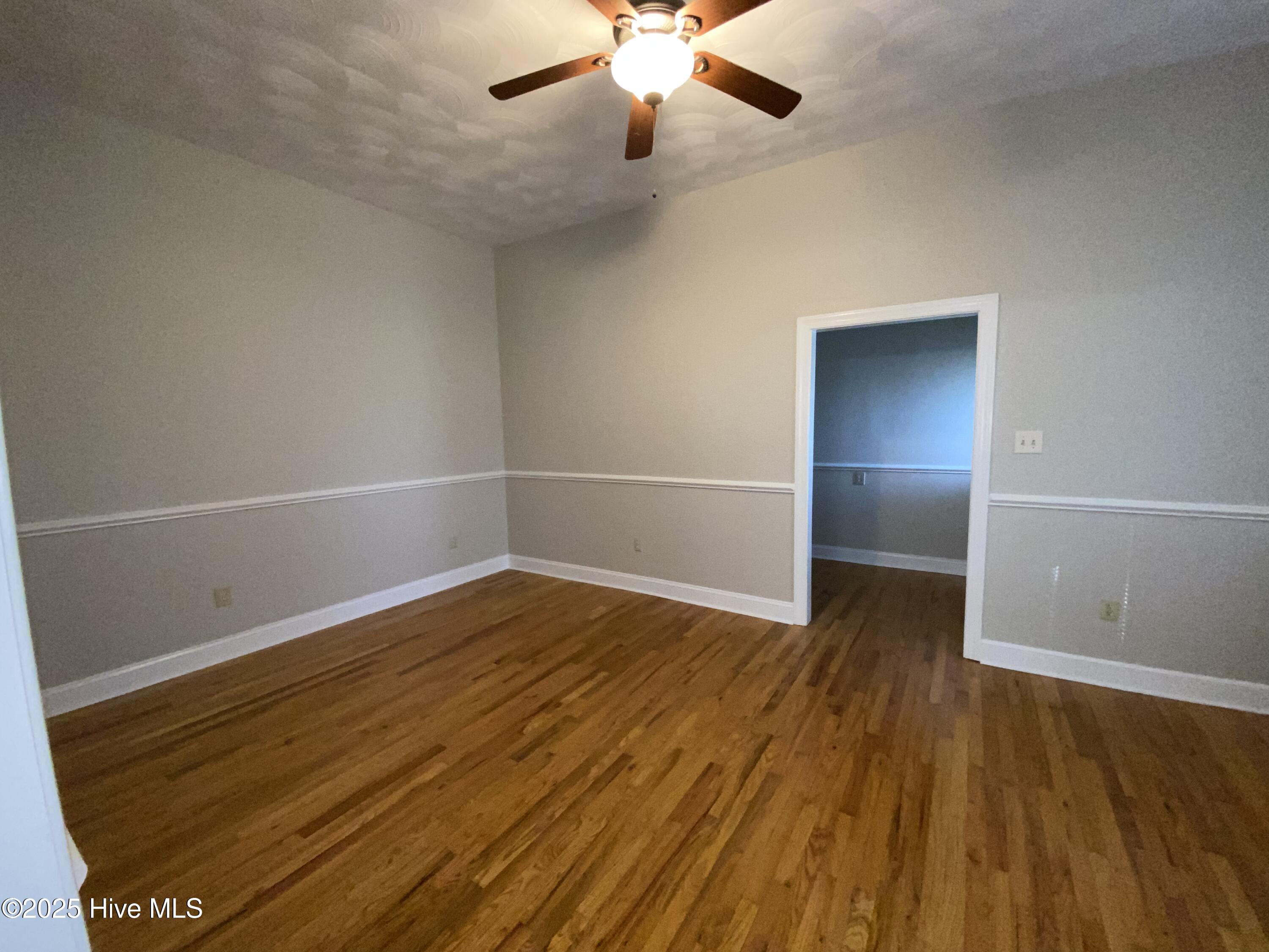 100532699 | Photo 10