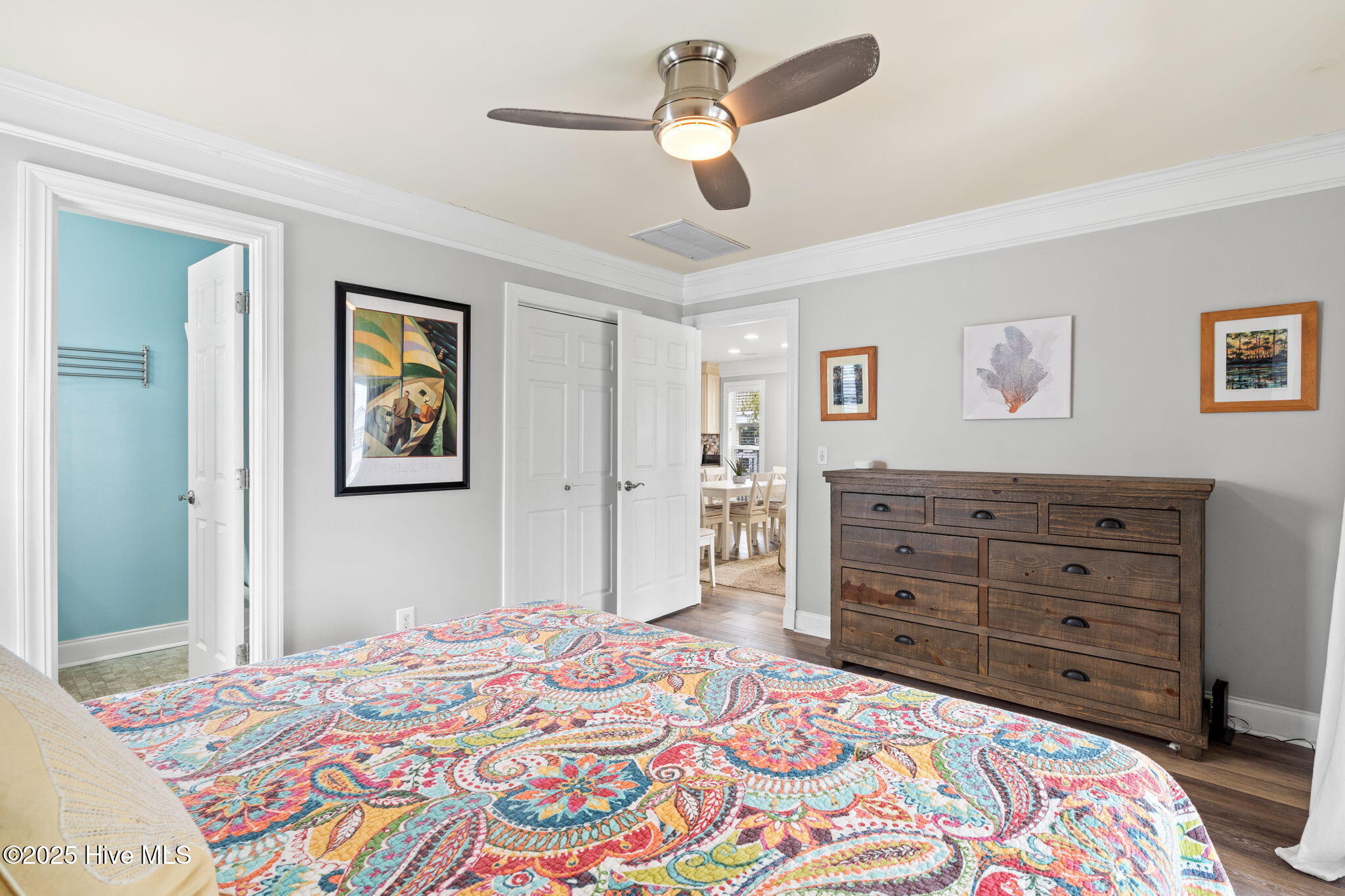 100544859 | Photo 24