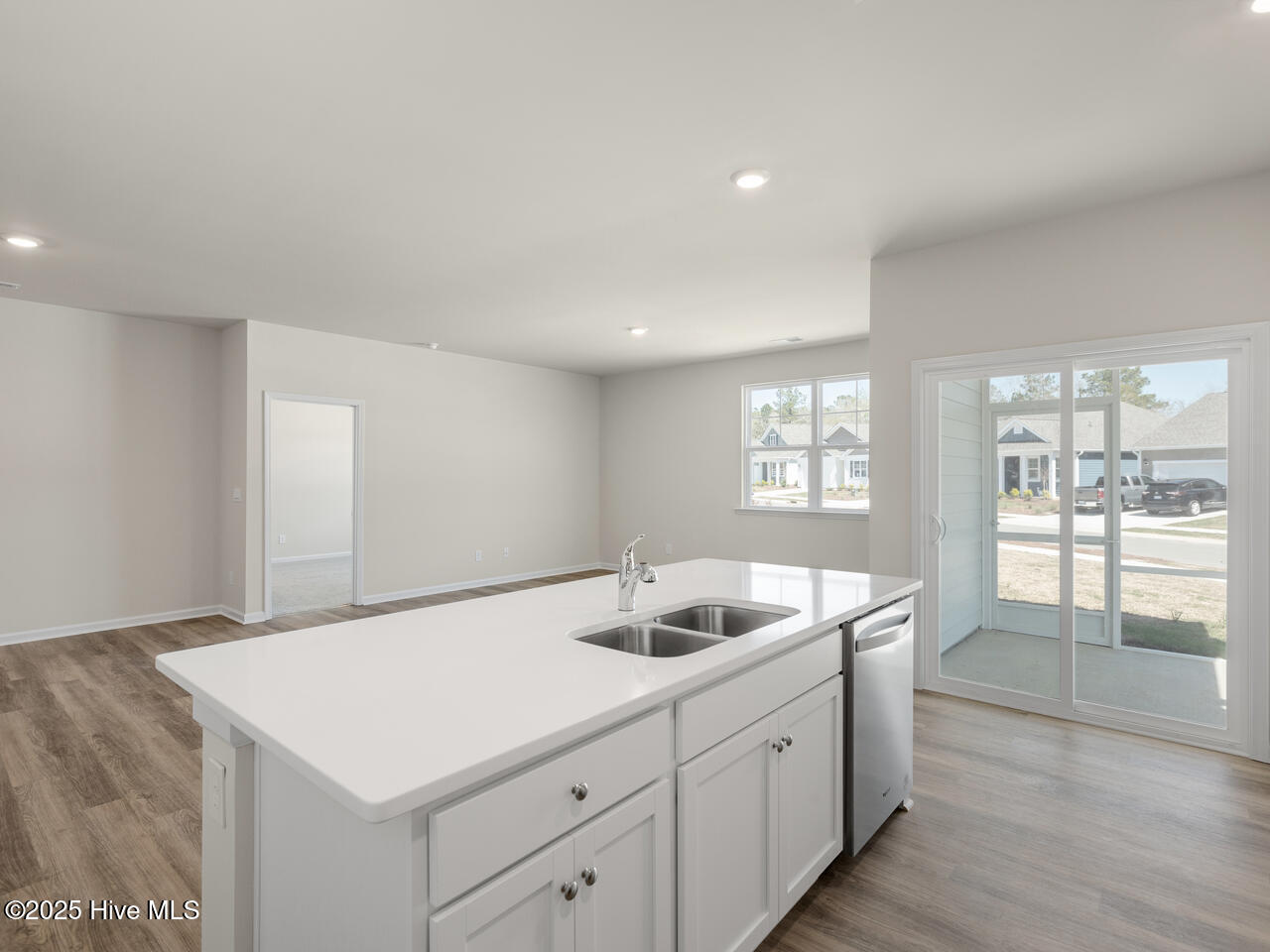 7107 Foxhollow Lane Leland NC 28451 USA-