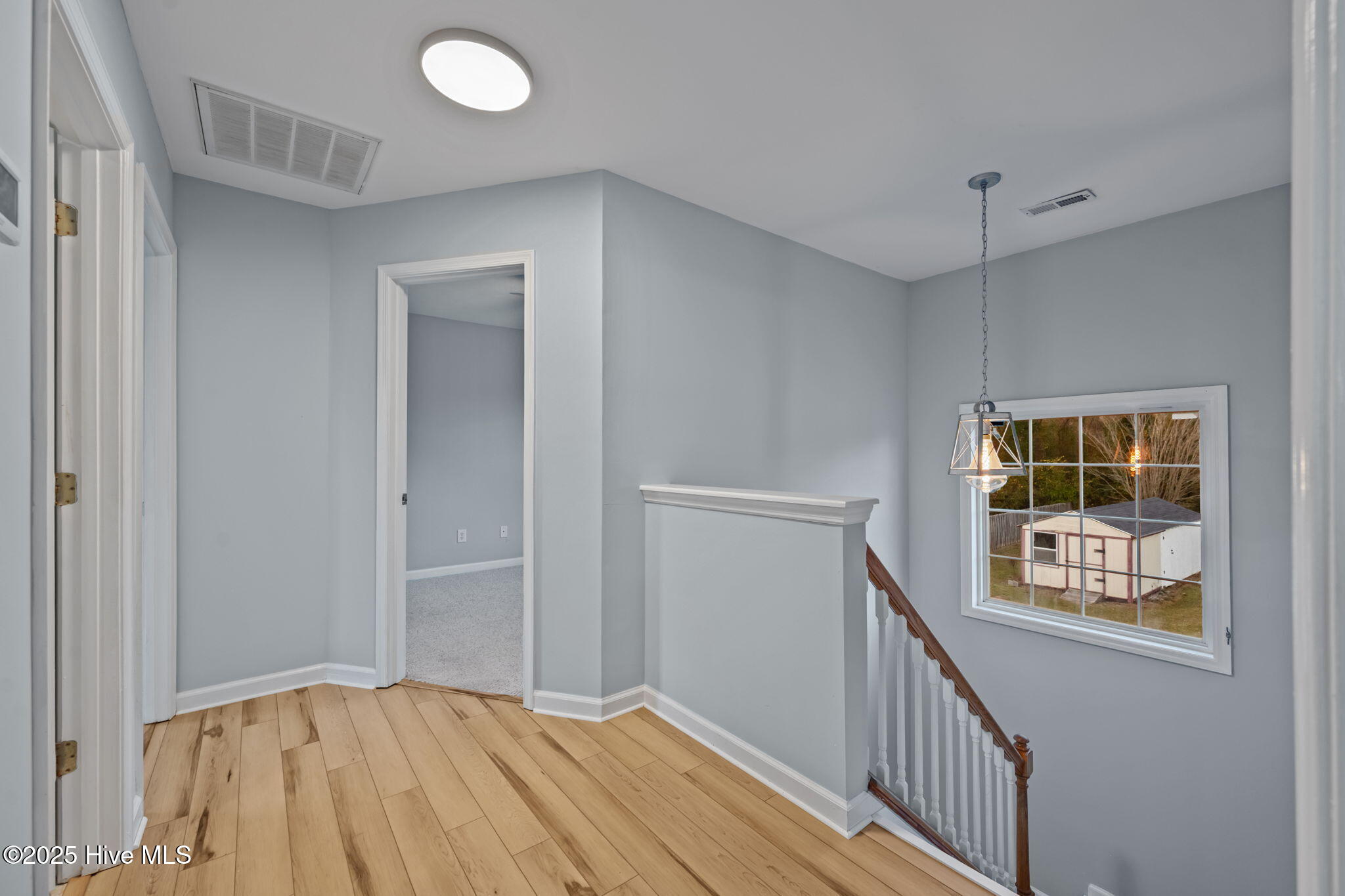 100545429 | Photo 28