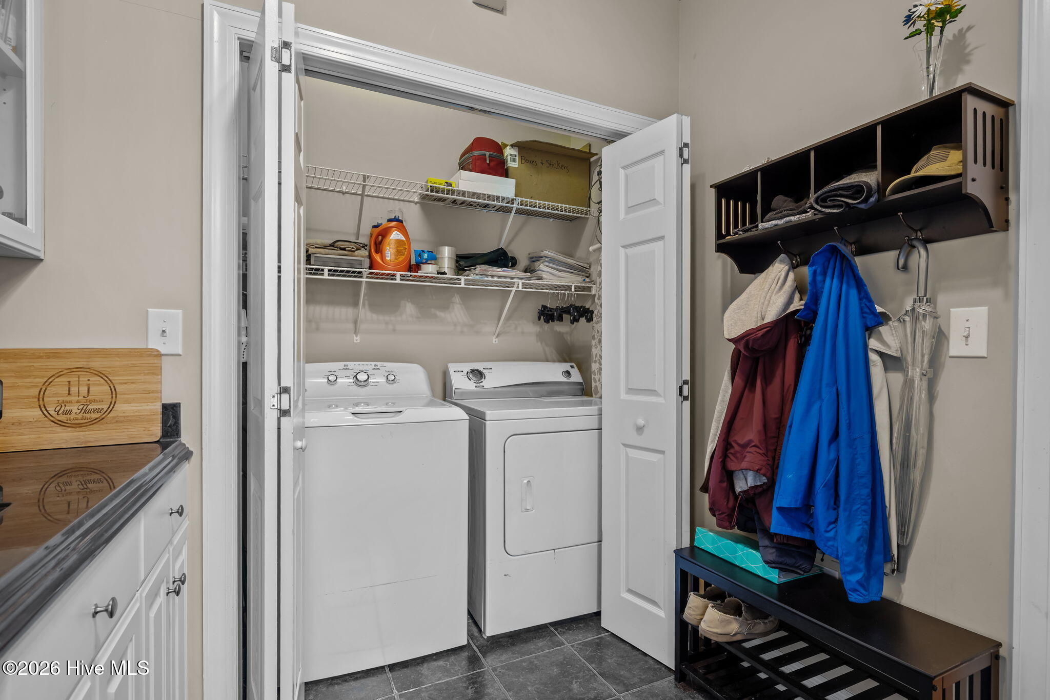 100555353 | Photo 54