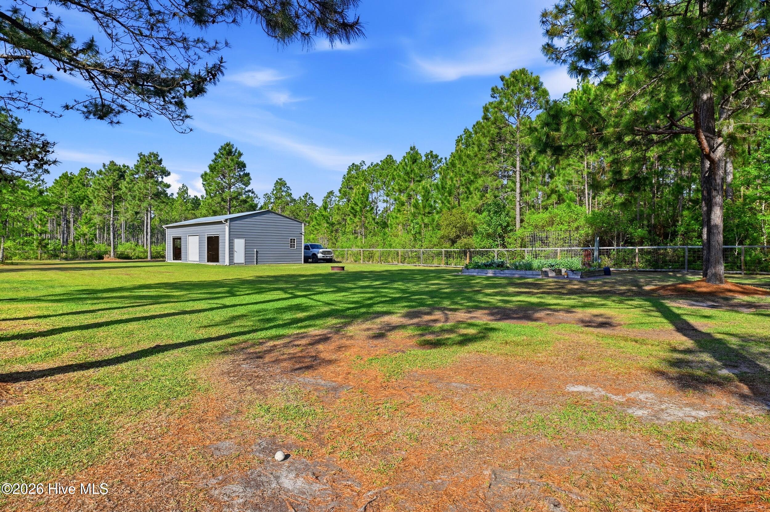 100569719 | Photo 34