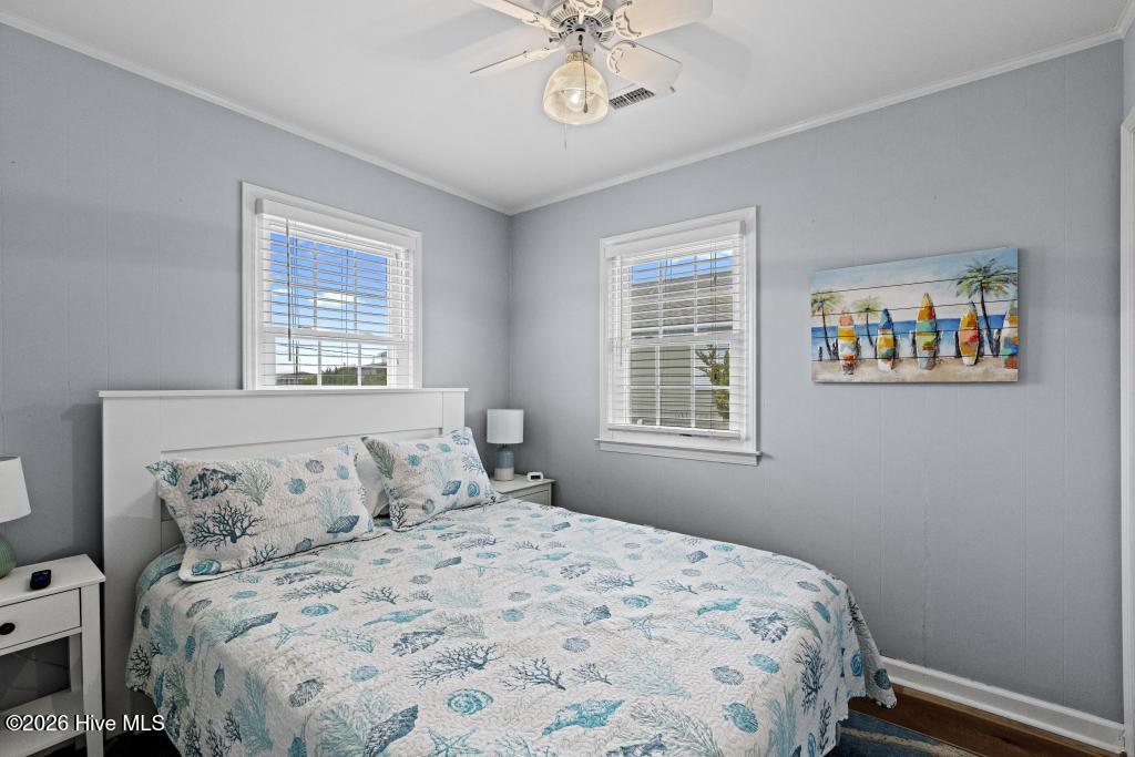 100557577 | Photo 24