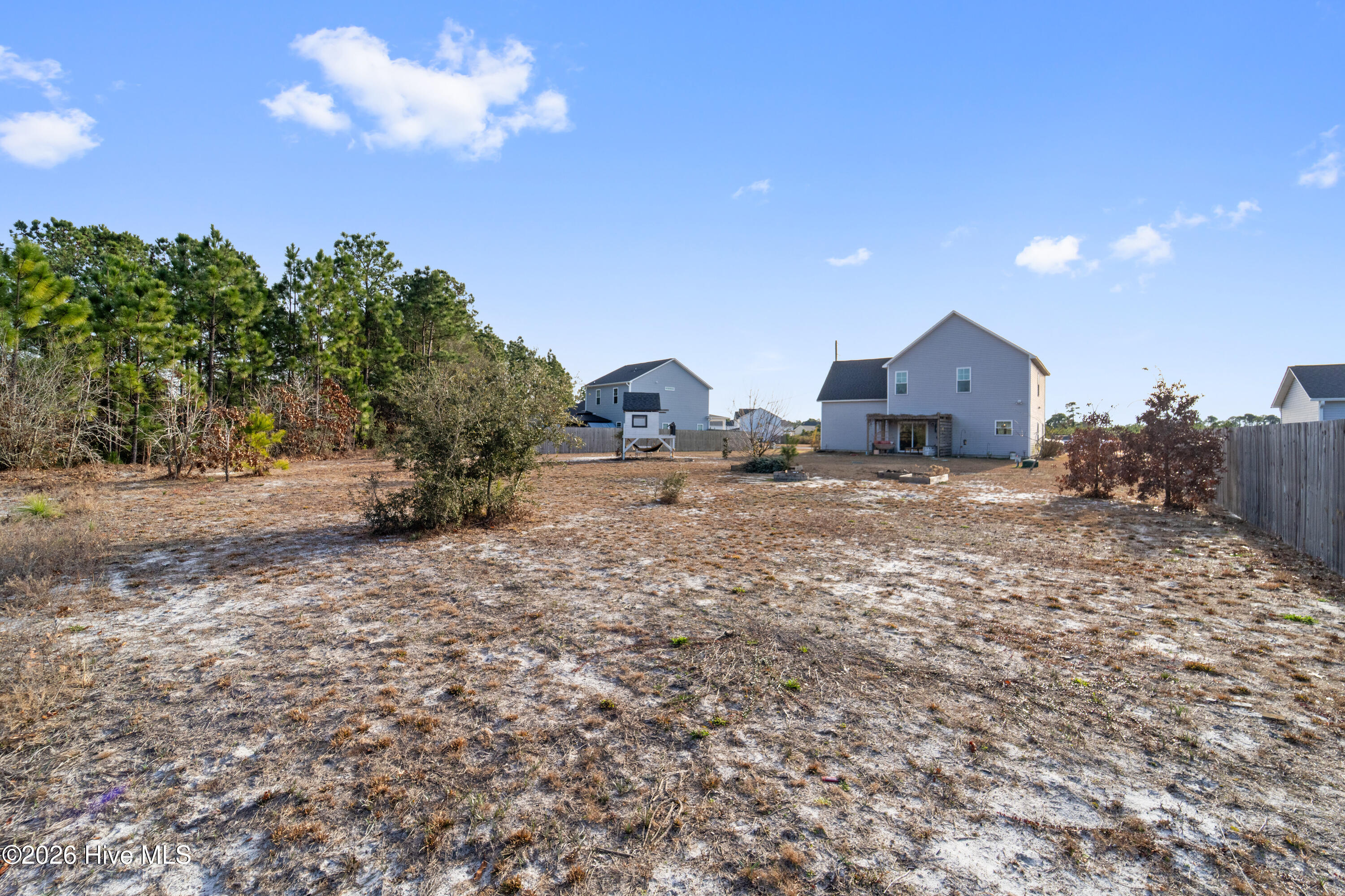 100549687 | Photo 57