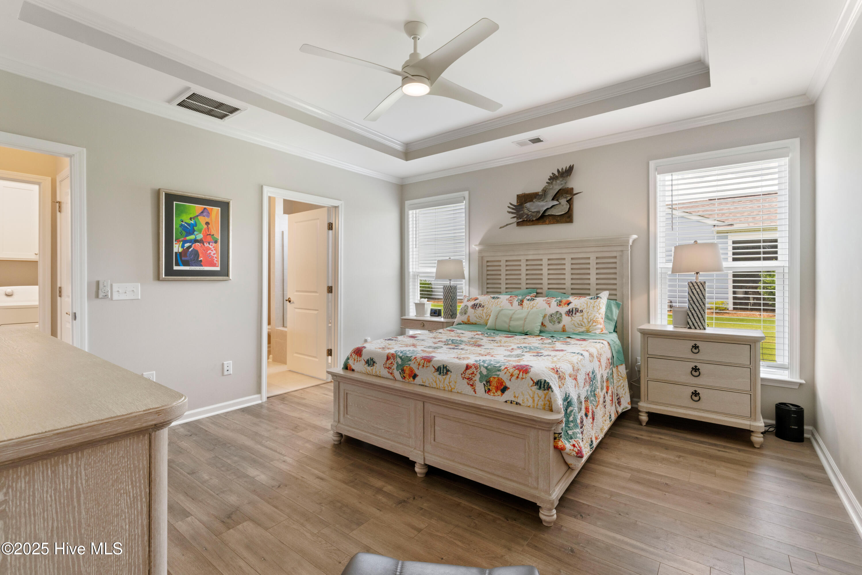 100515849 | Photo 18