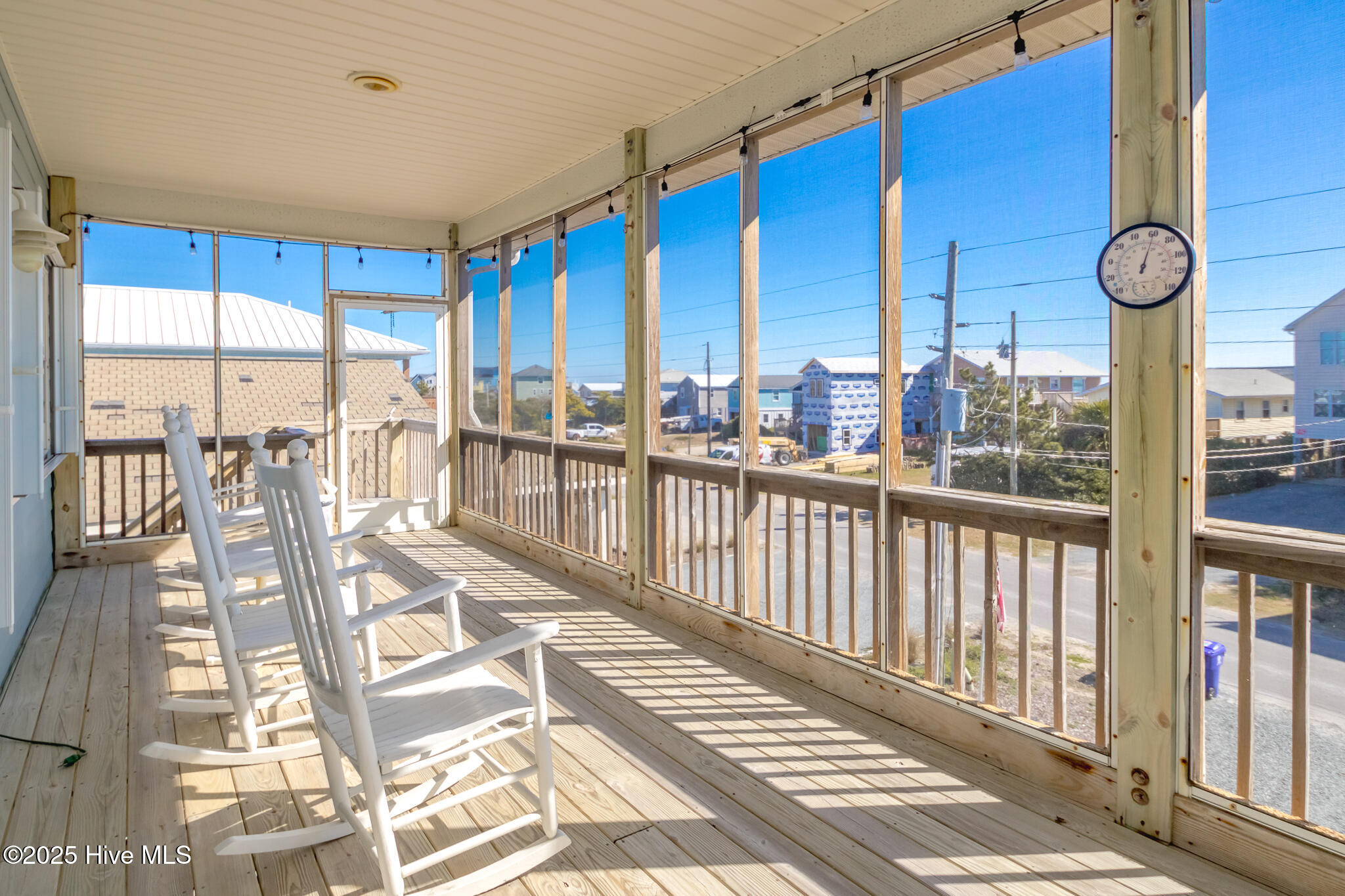 100495072 | Photo 23