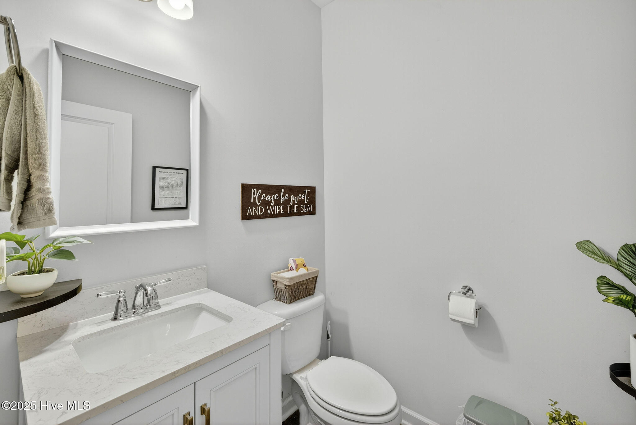 100535181 | Photo 23