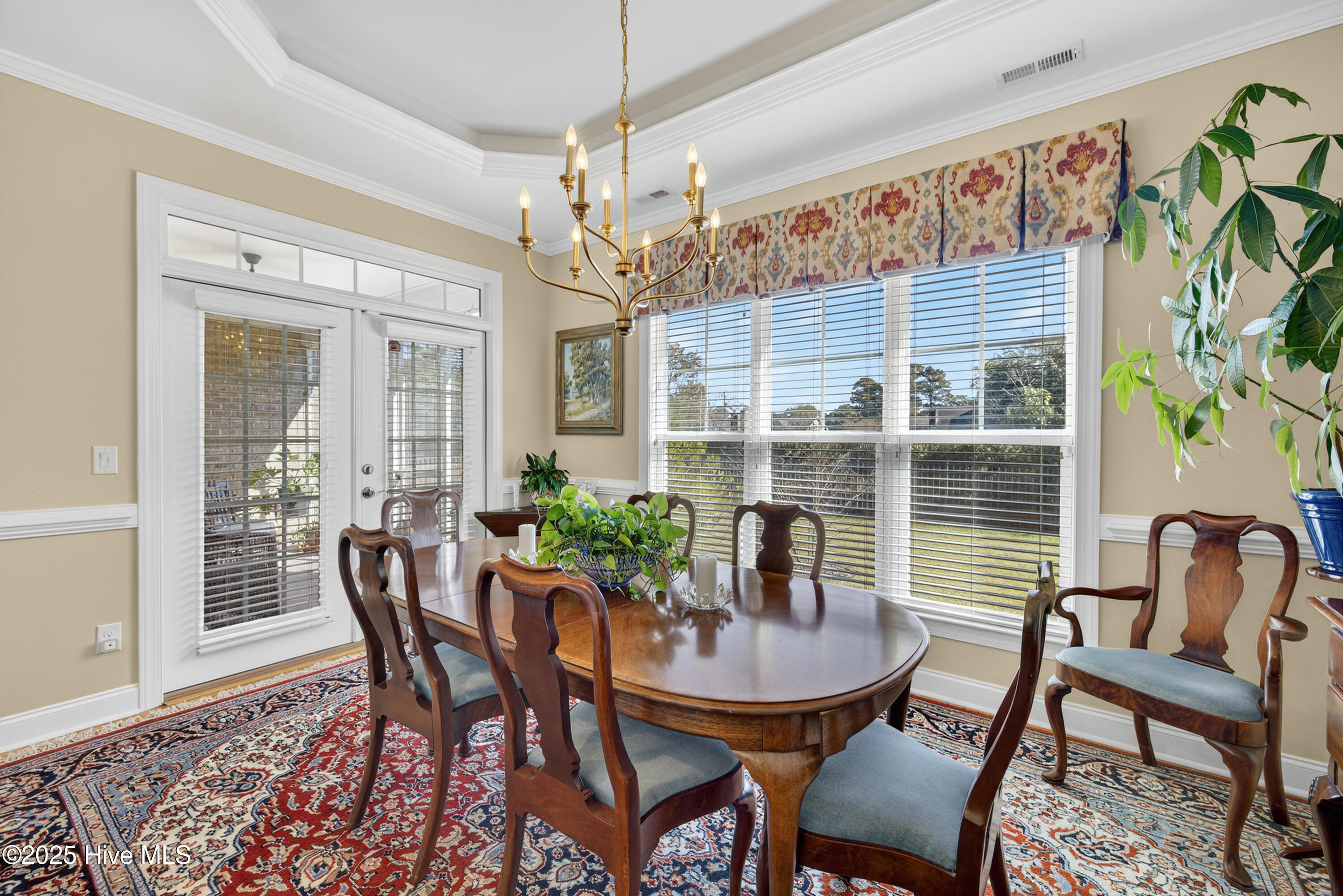 100541458 | Photo 14