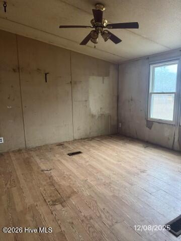 100547462 | Photo 11