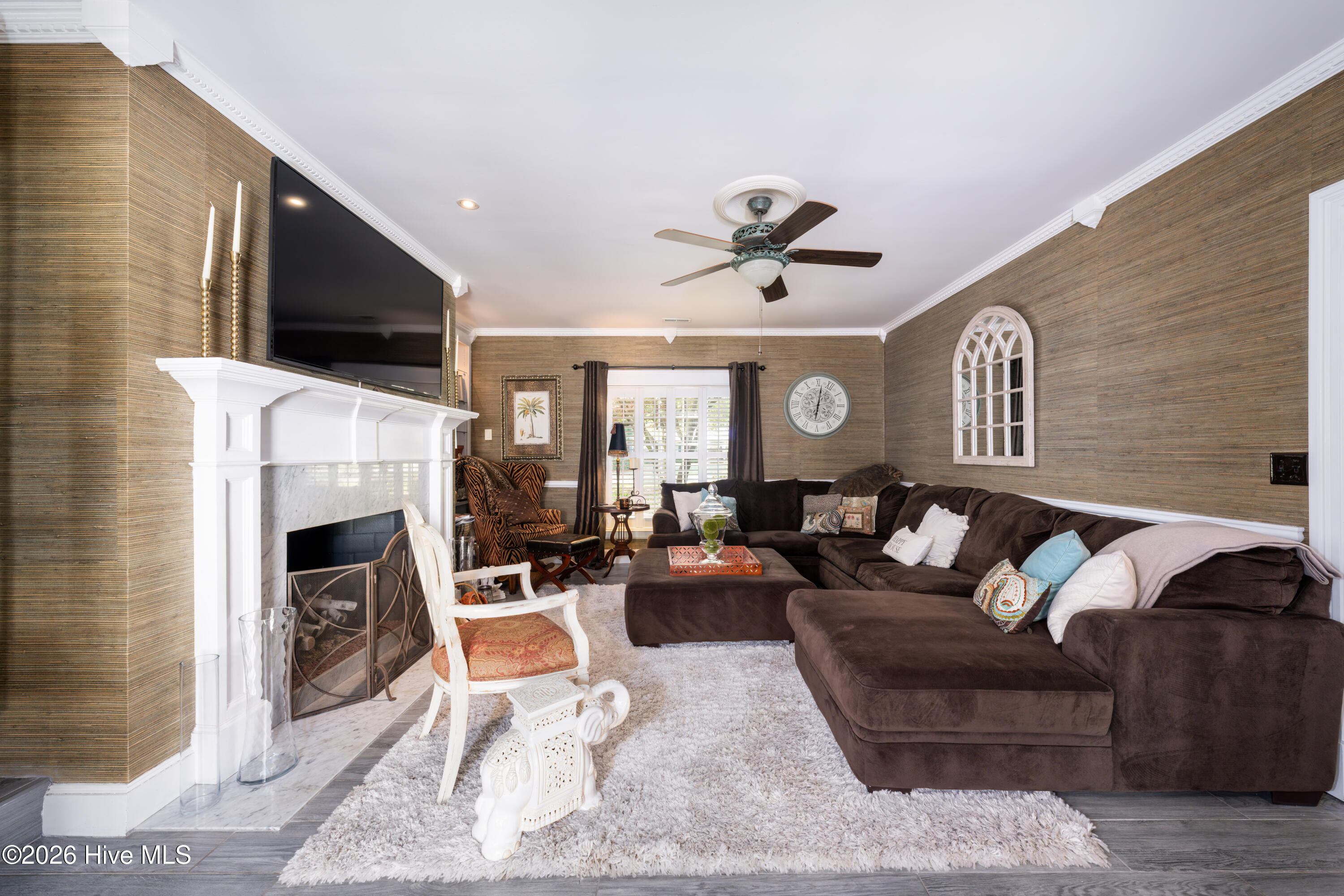 100565005 | Photo 26