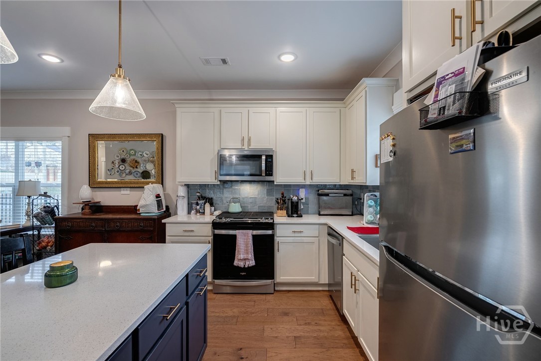 655 Oglethorpe Avenue