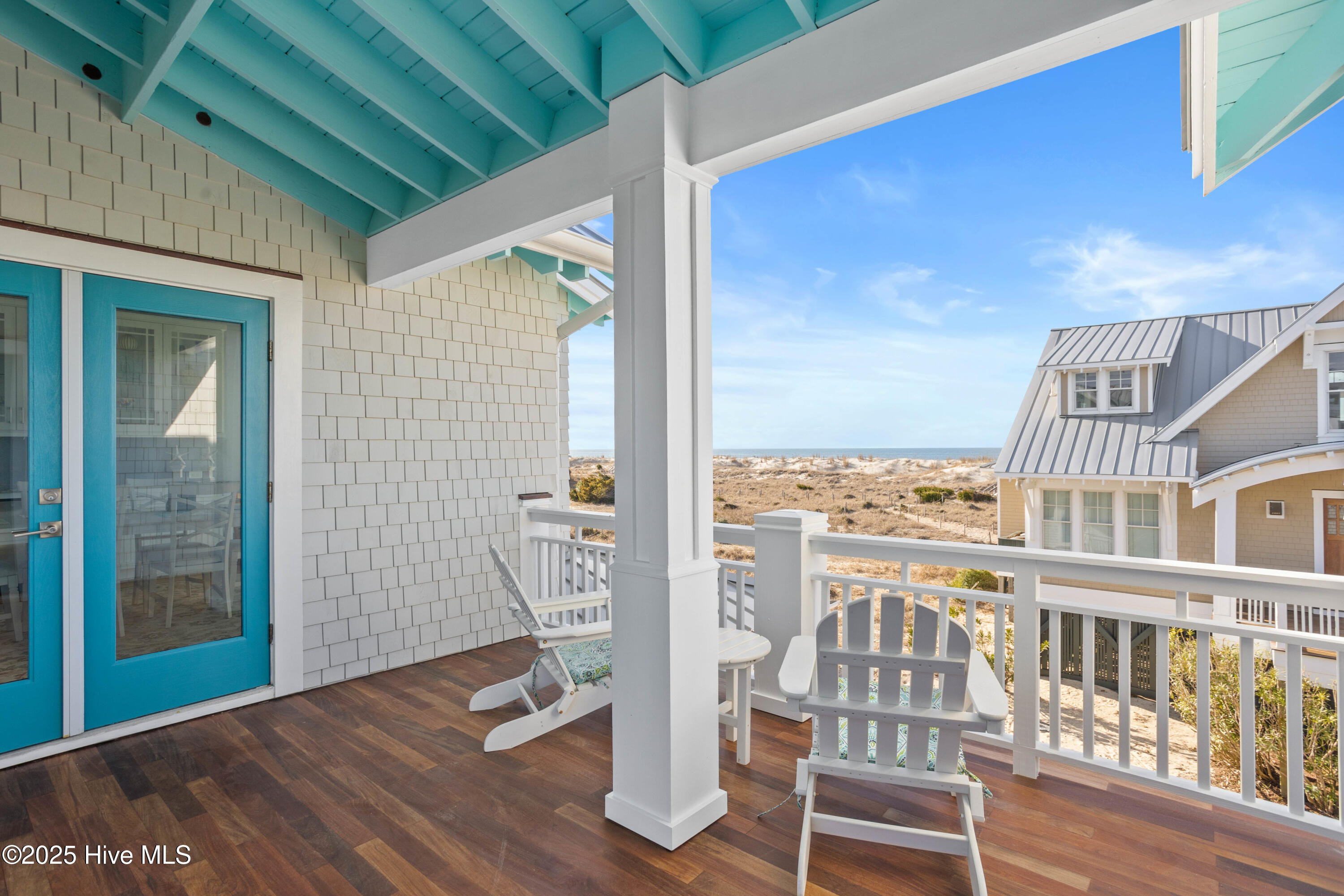 100494398 | Photo 39