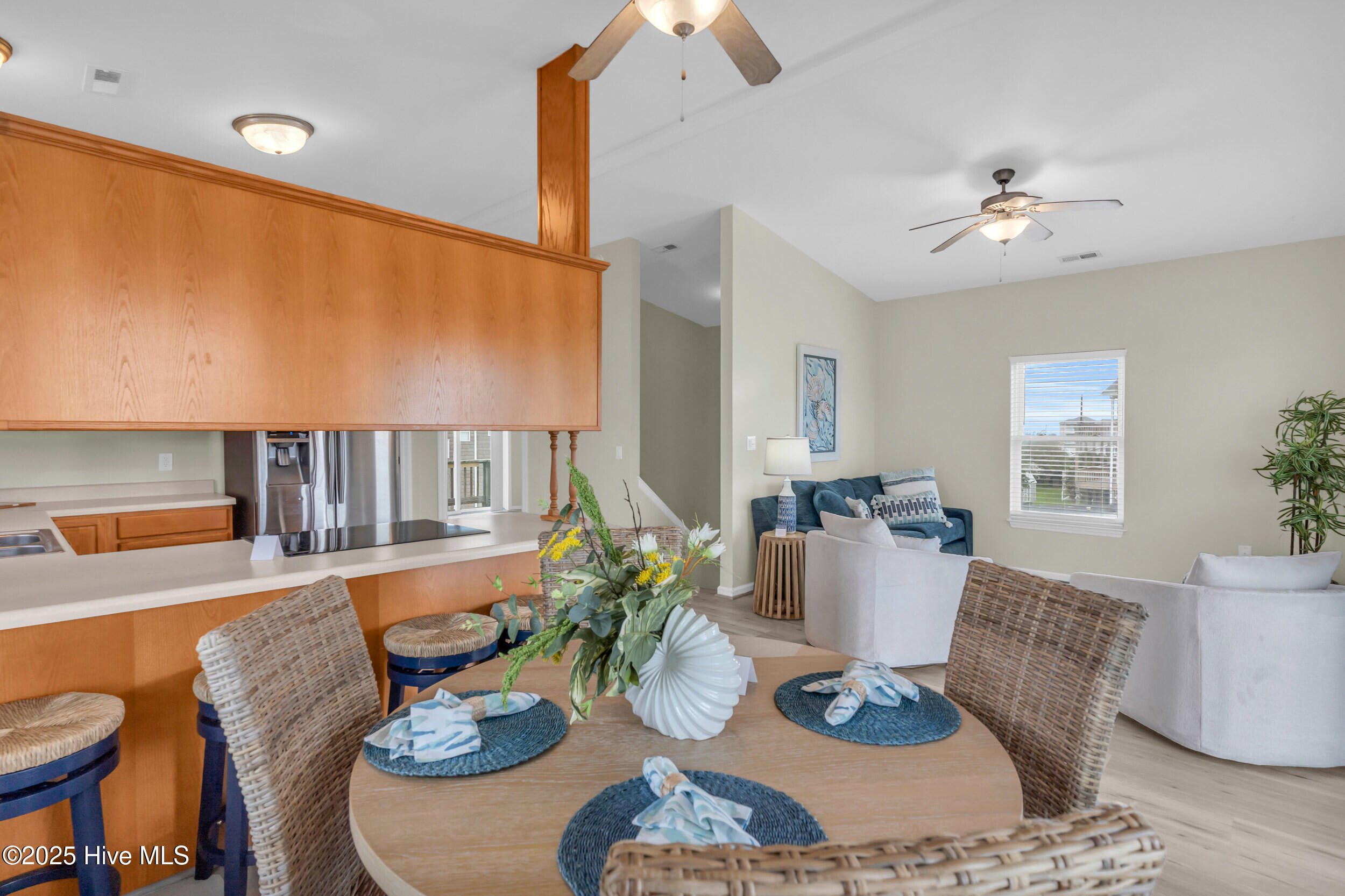 100536621 | Photo 11