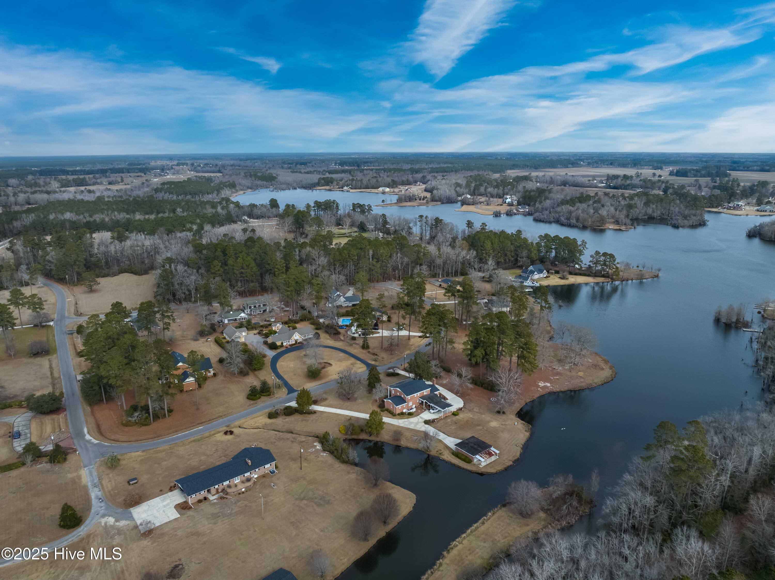 100485107 | Photo 53