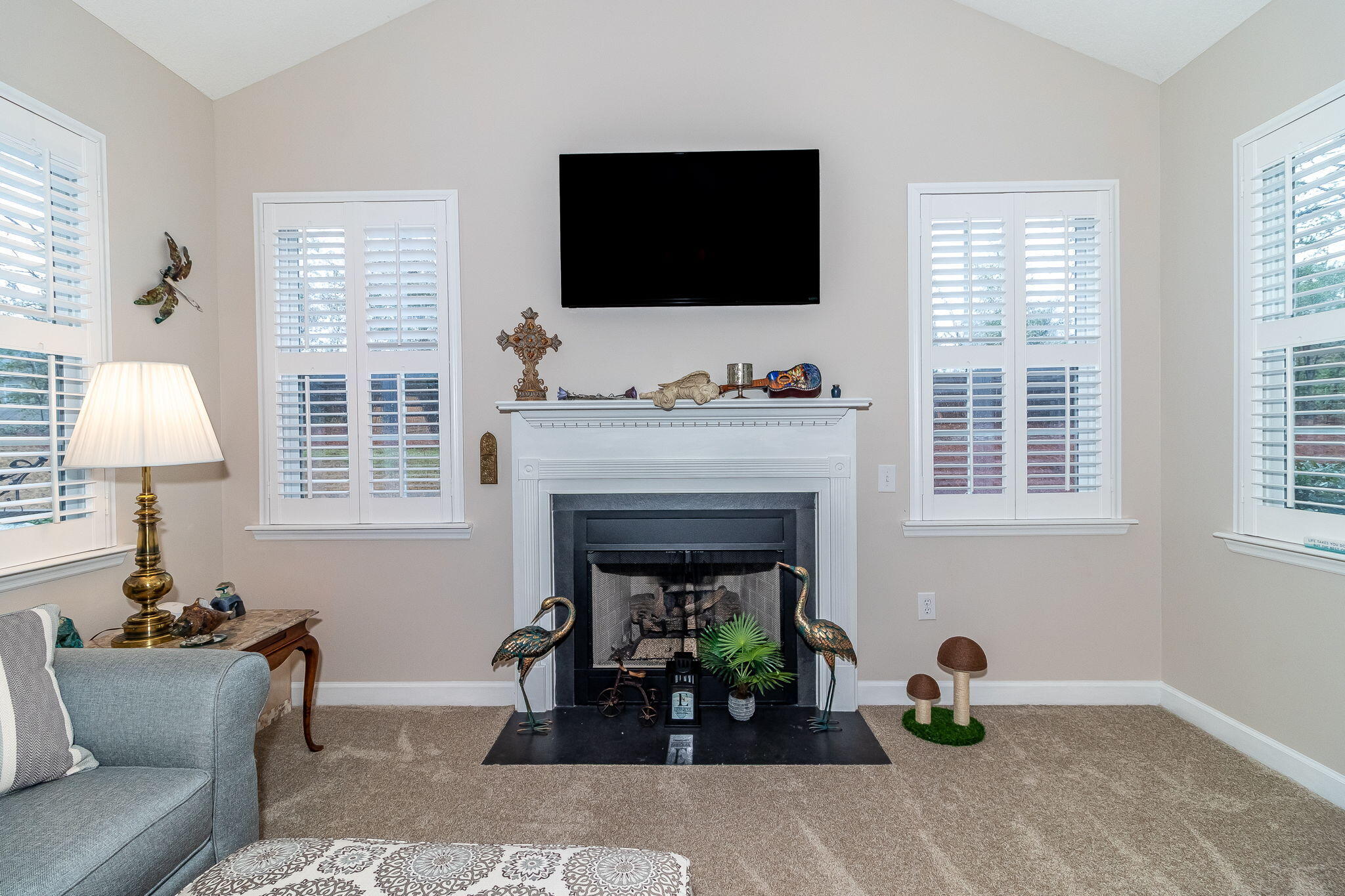 13-web-or-mls-BROOKSTONE WAY NEW INT. ©-