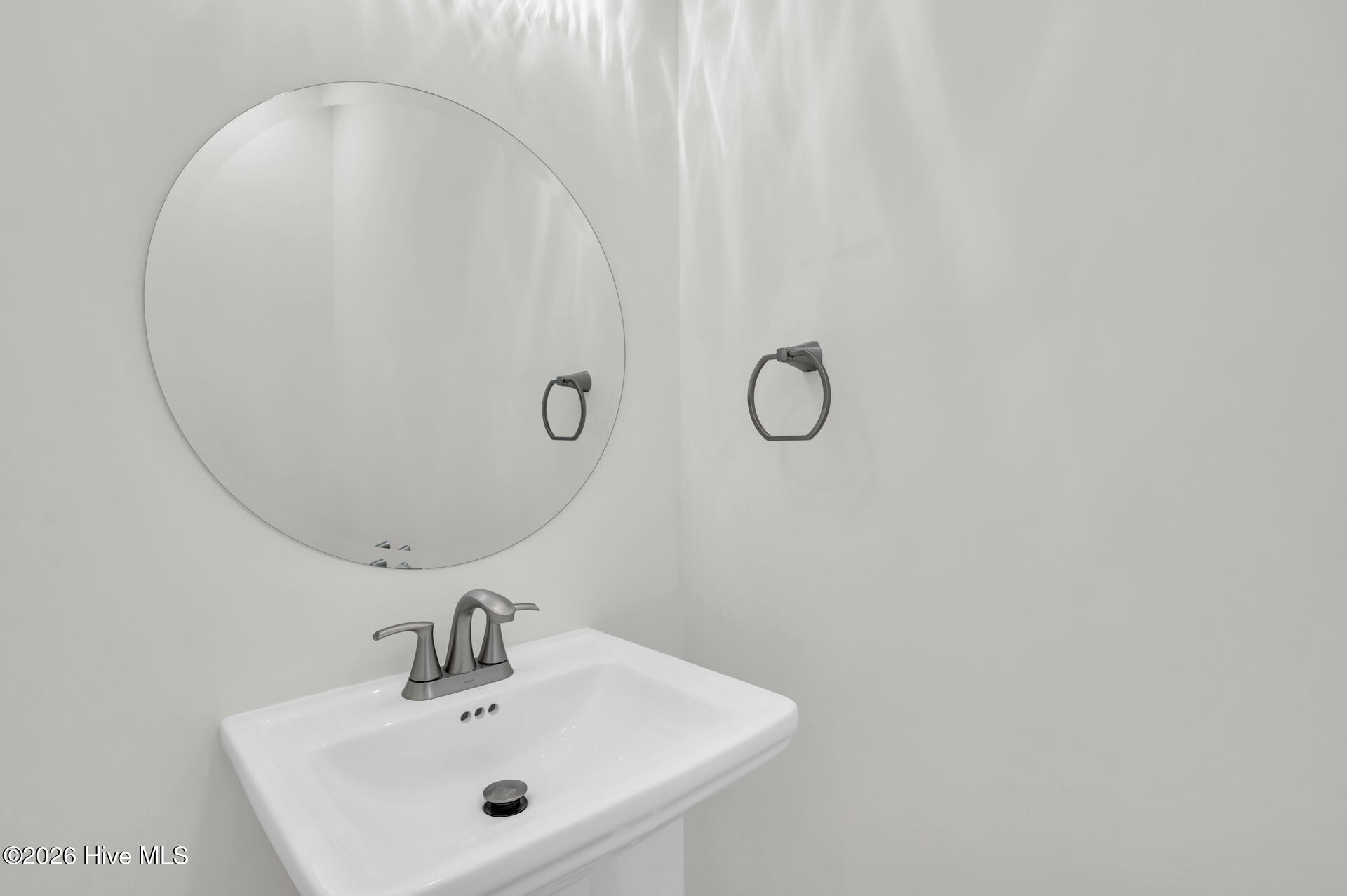 100547722 | Photo 27