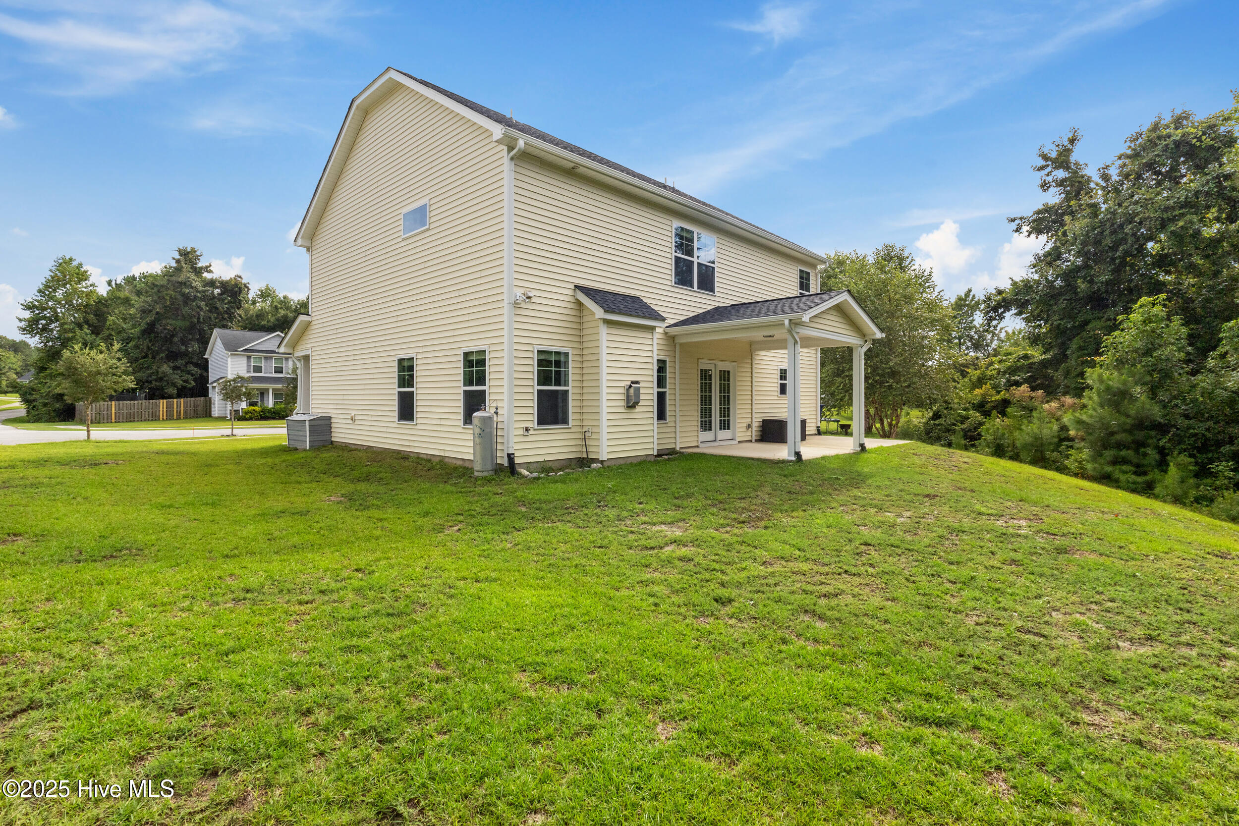 100521845 | Photo 41