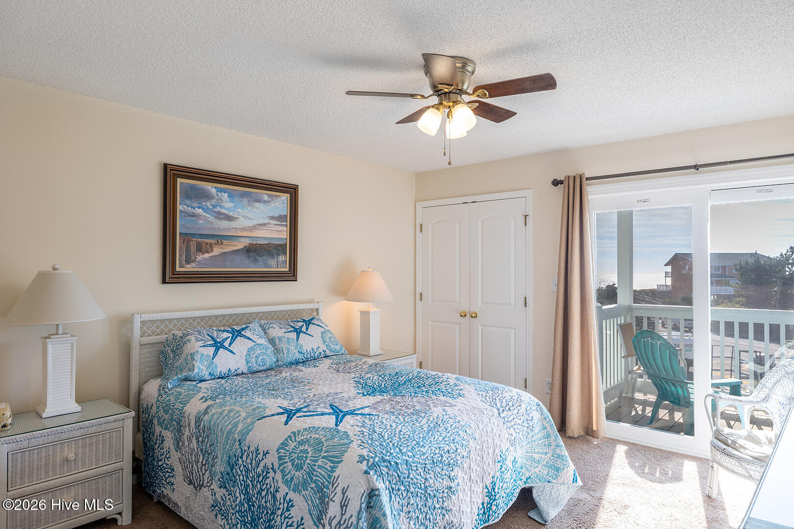 100563170 | Photo 14