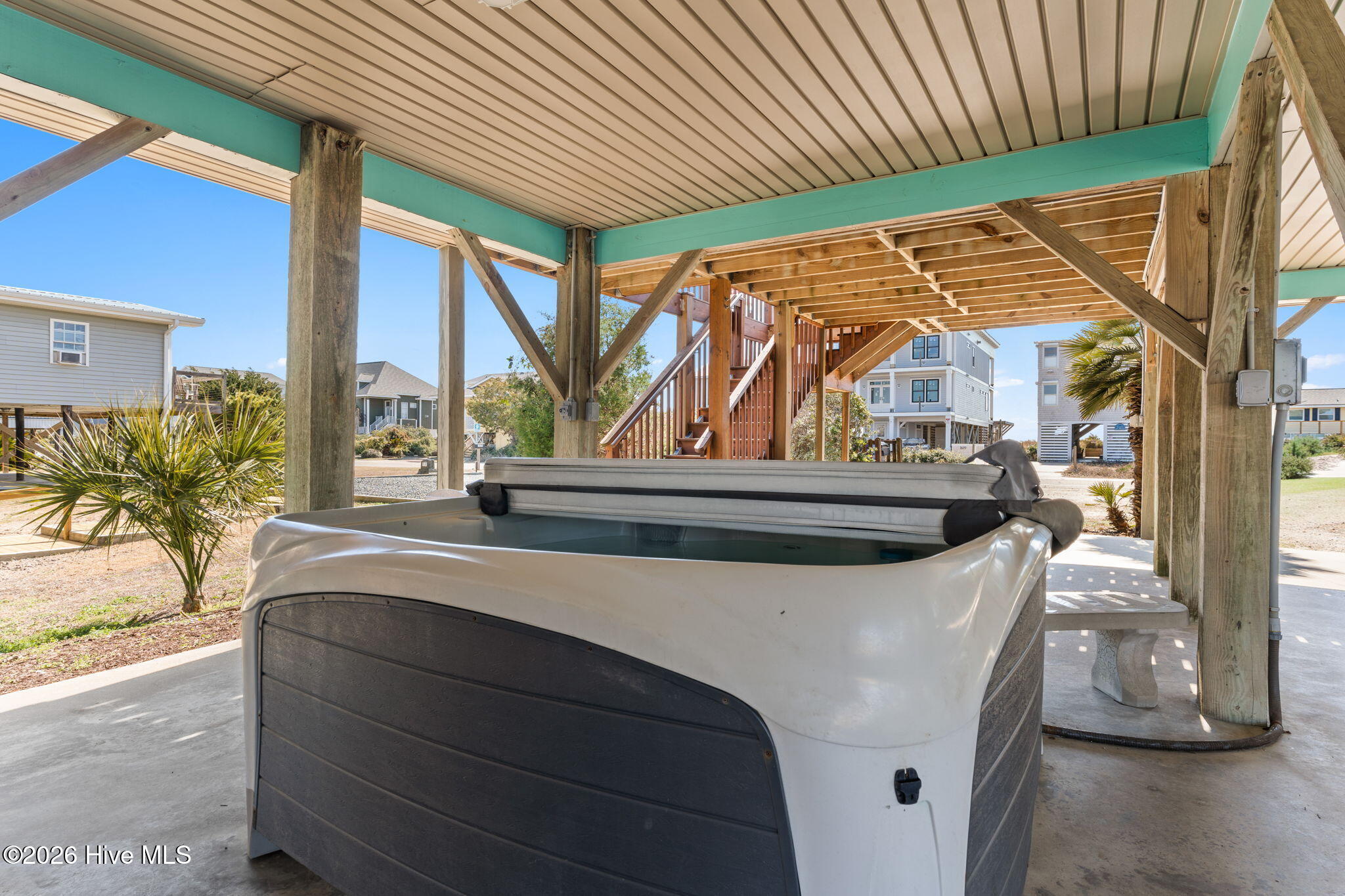 100556597 | Photo 34