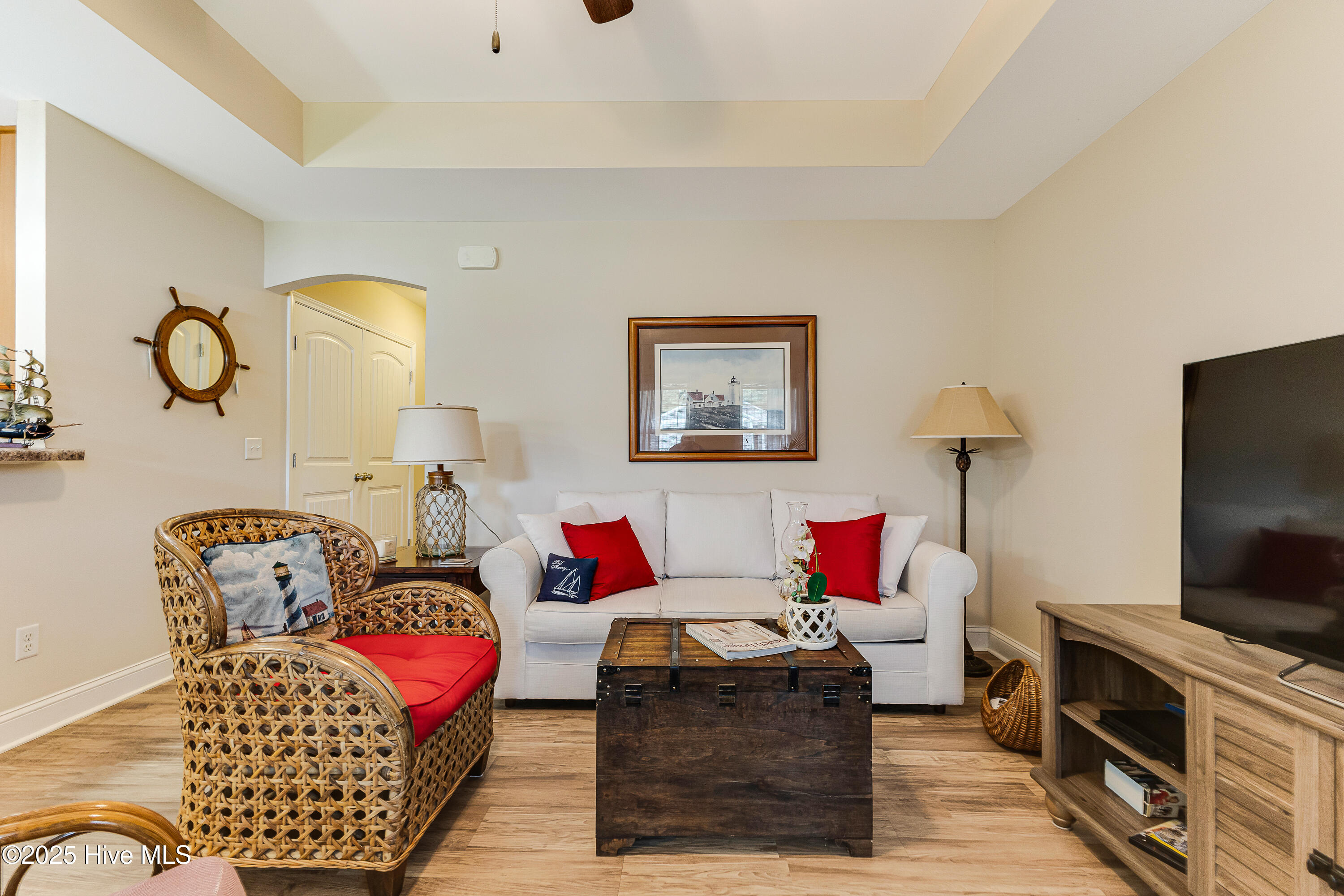 100516362 | Photo 10