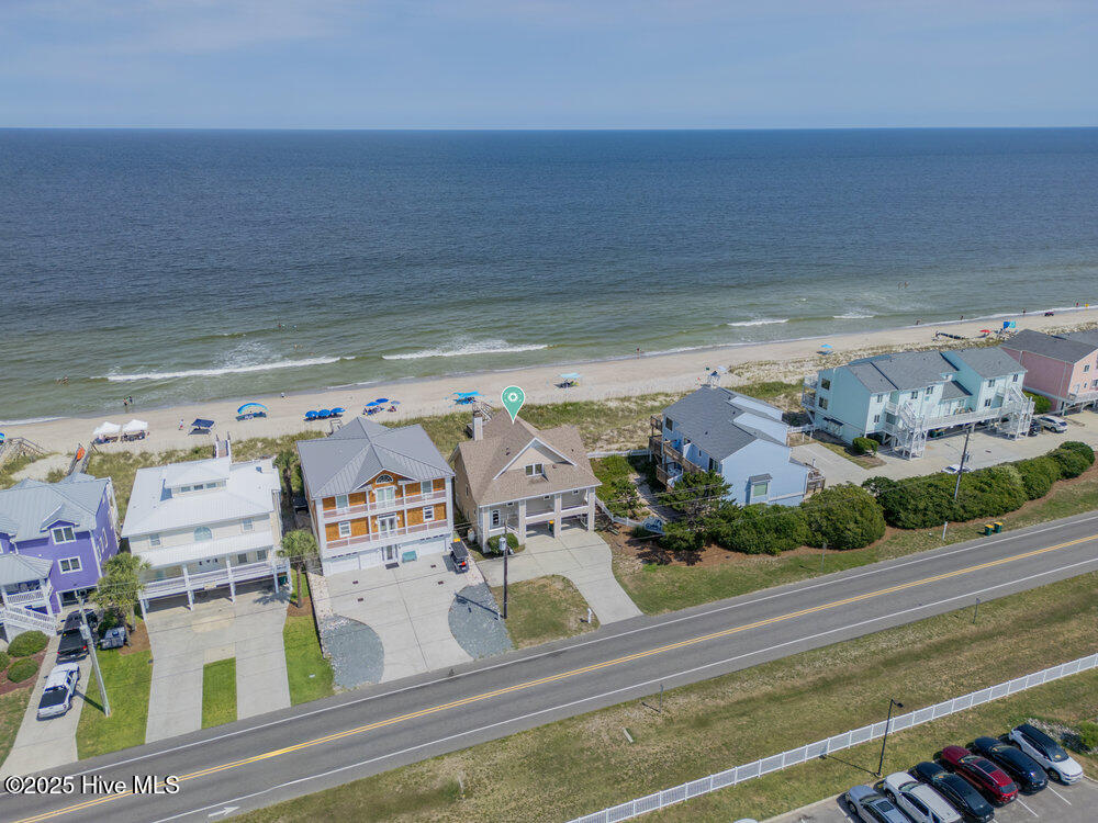 100522715 | Photo 32