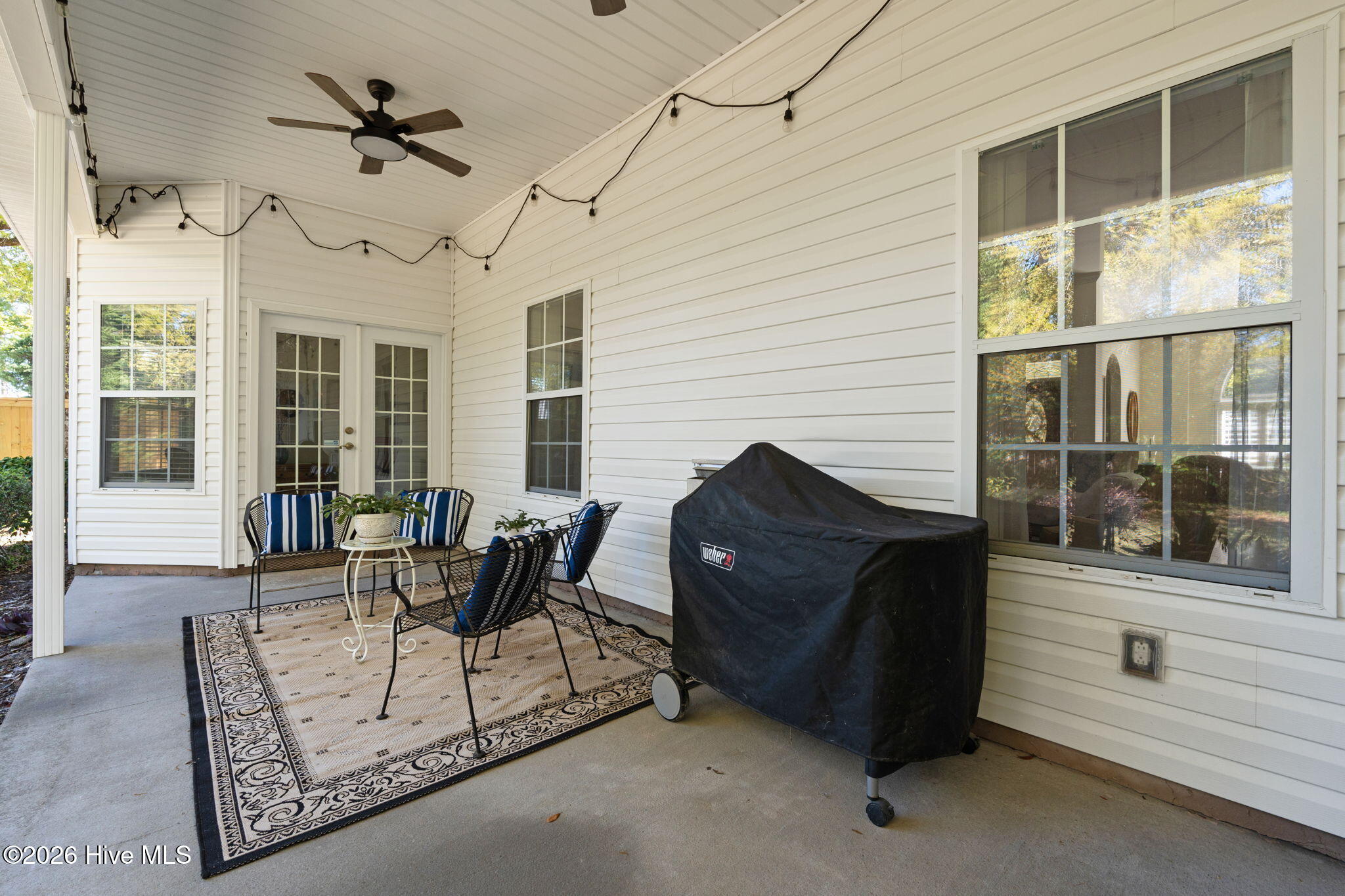 100567853 | Photo 39